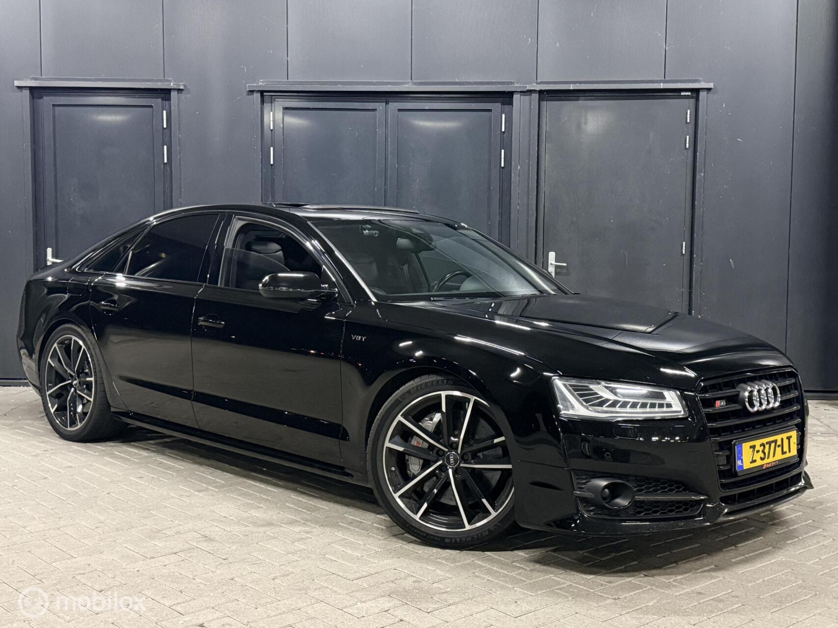 Foto van Audi S8 Plus