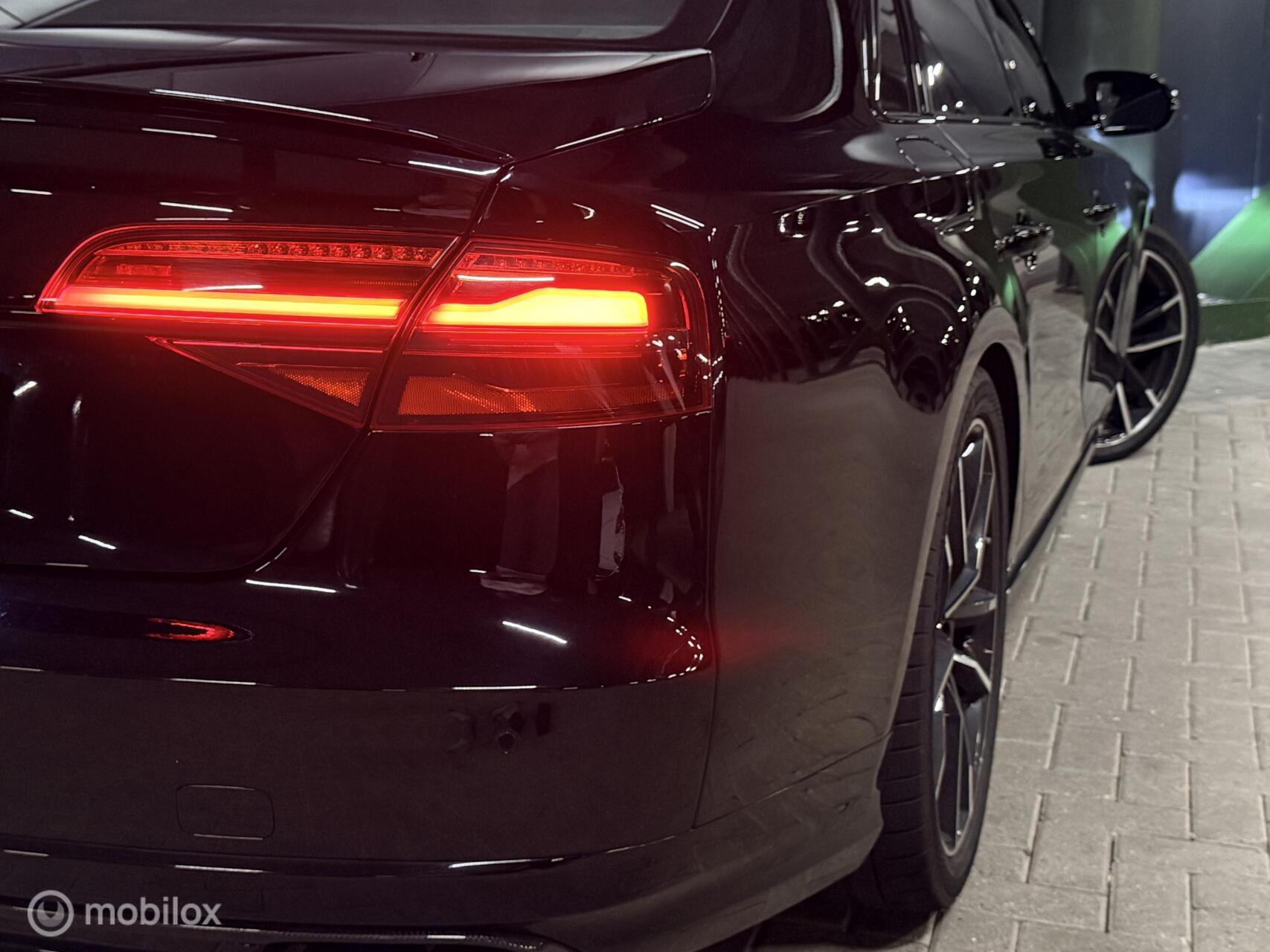 Foto van Audi S8 Plus