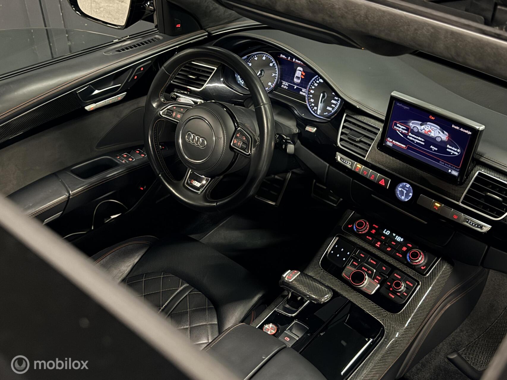Foto van Audi S8 Plus