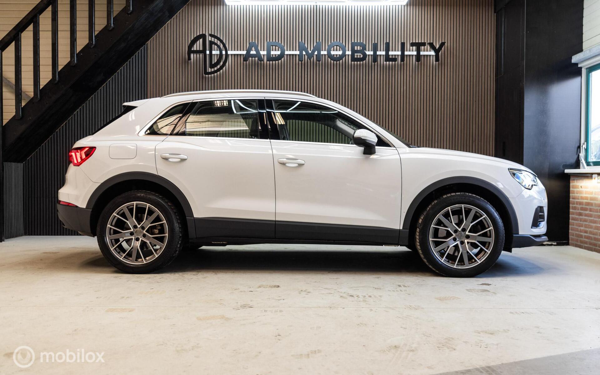 Foto van Audi Q3 E-tron