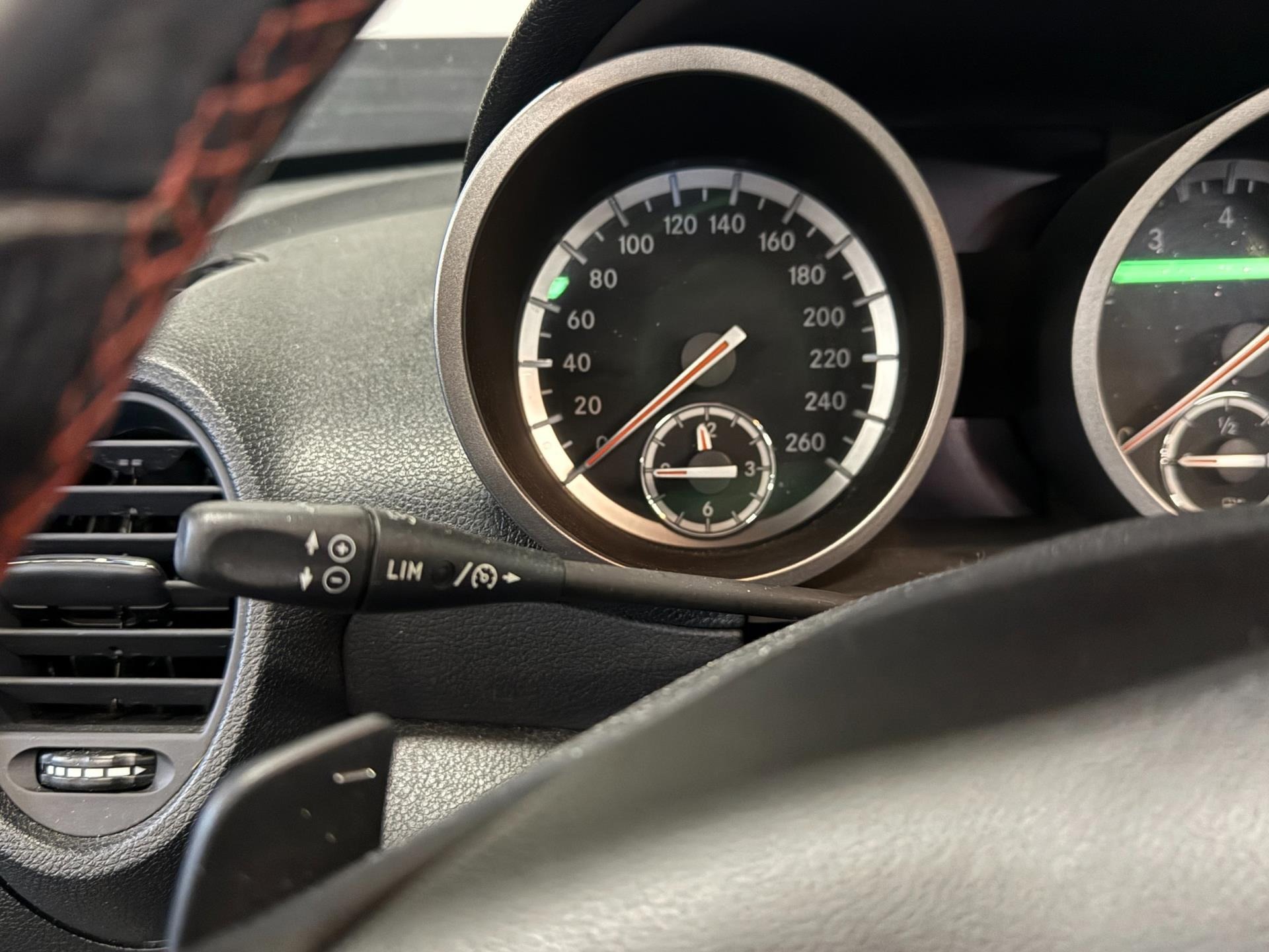 Foto van Mercedes-Benz SLK 200 Kompressor