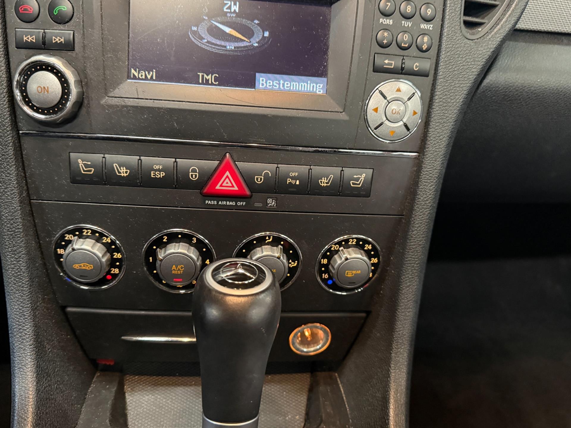 Foto van Mercedes-Benz SLK 200 Kompressor