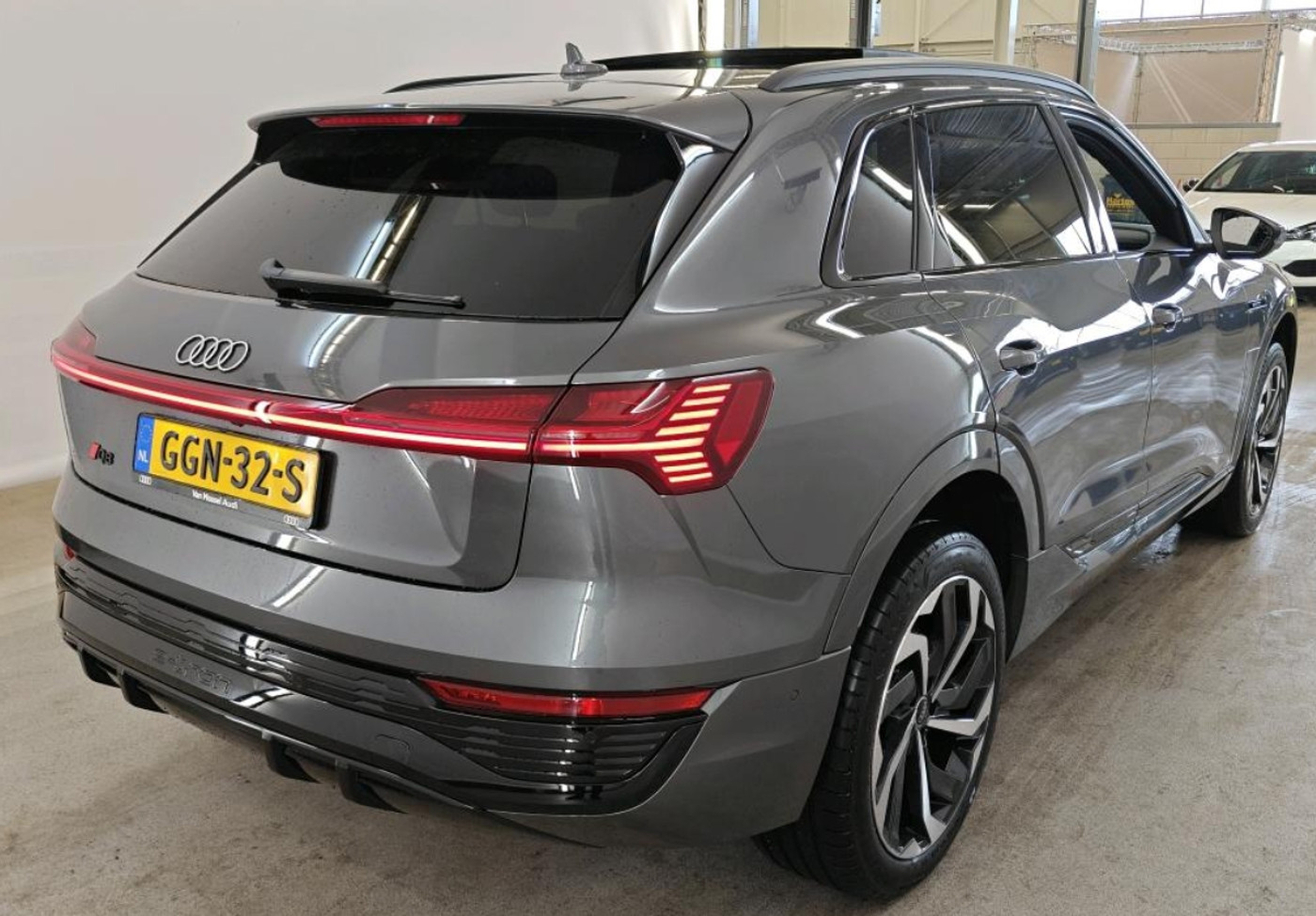 Foto van Audi Q8 50 E-tron