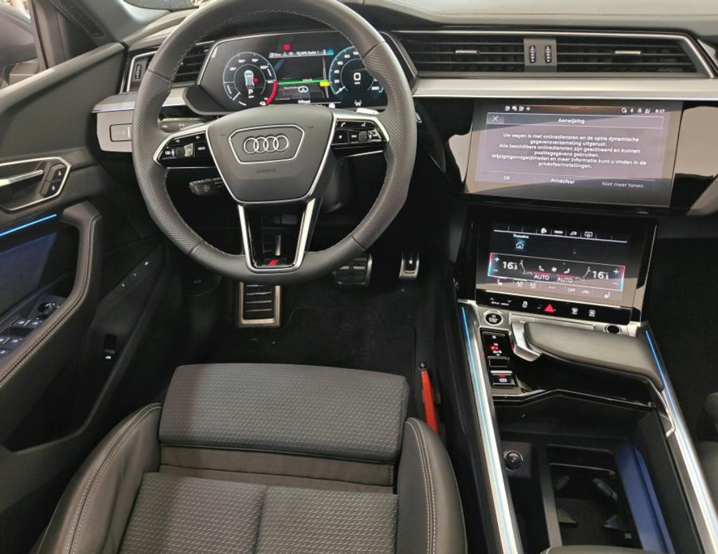 Foto van Audi Q8 50 E-tron