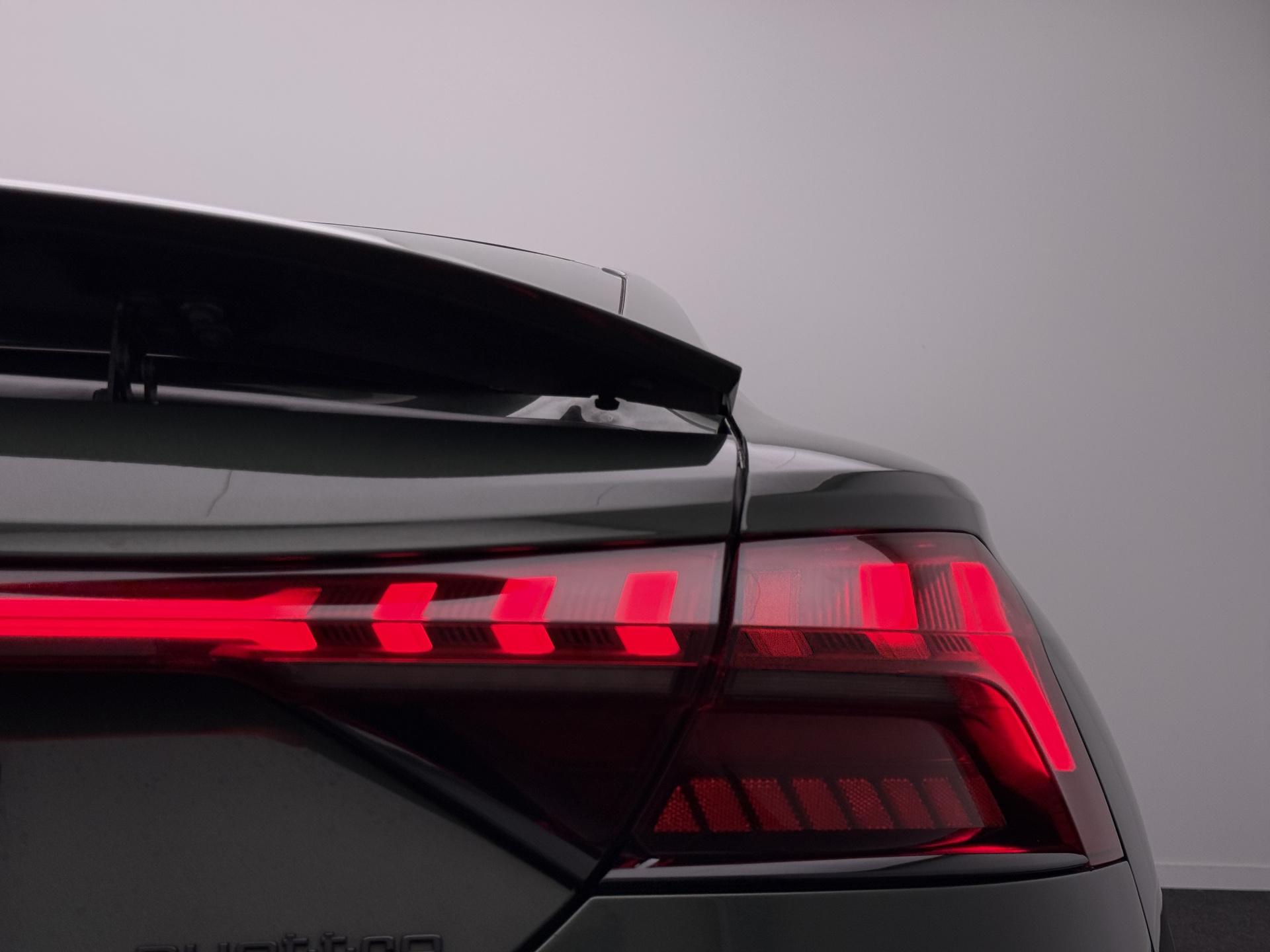Foto van Audi E-tron GT