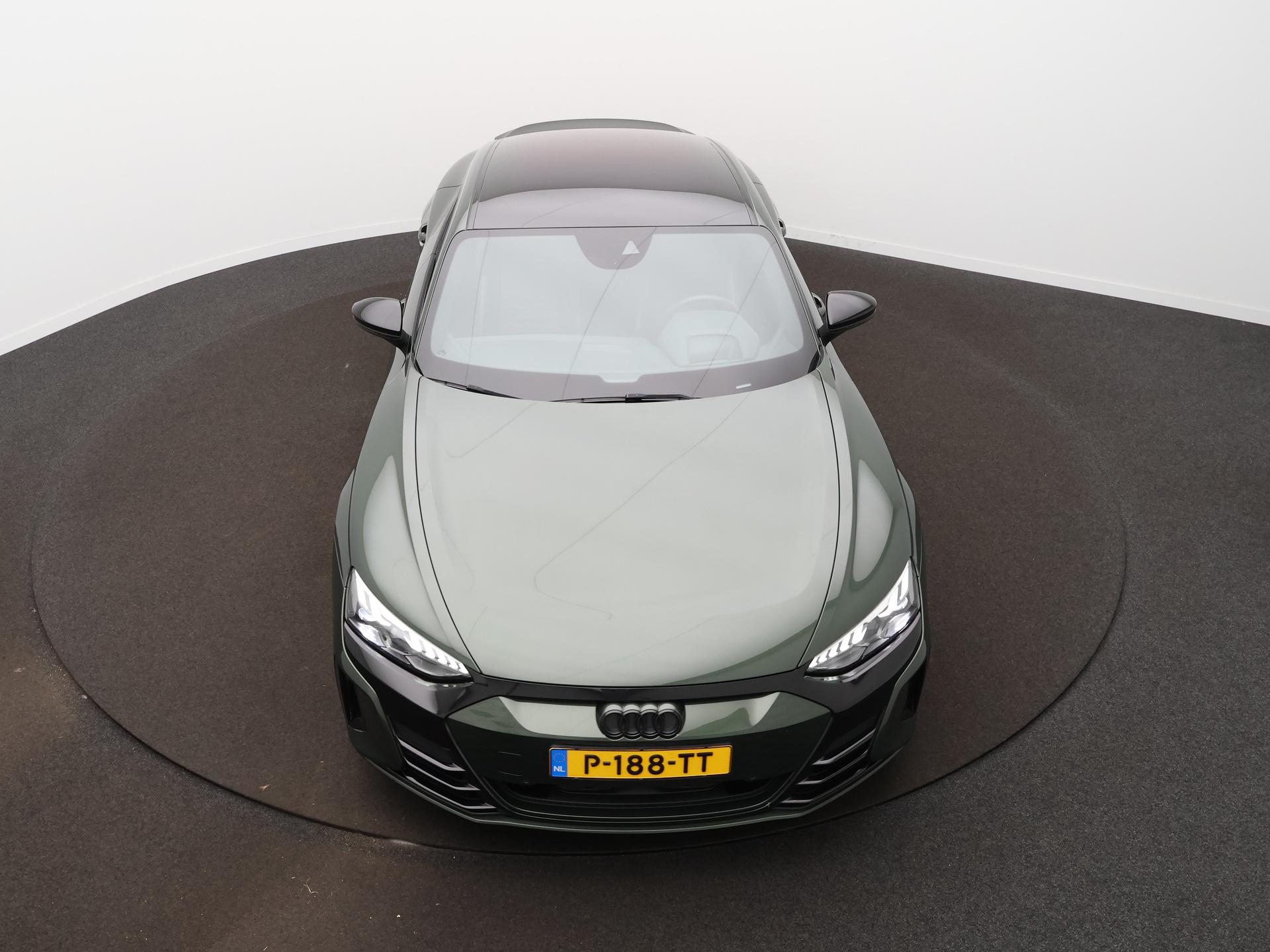 Foto van Audi E-tron GT