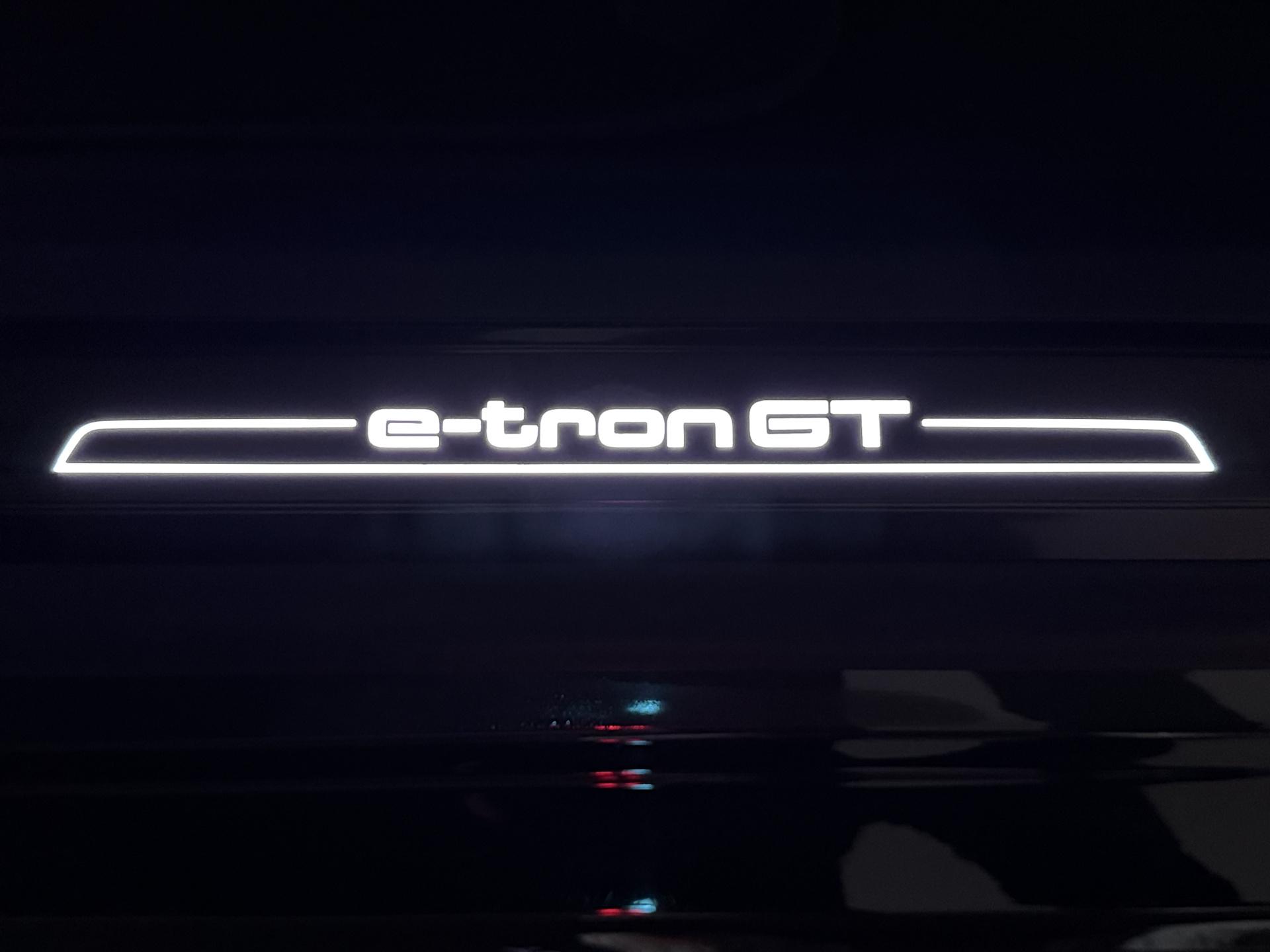 Foto van Audi E-tron GT