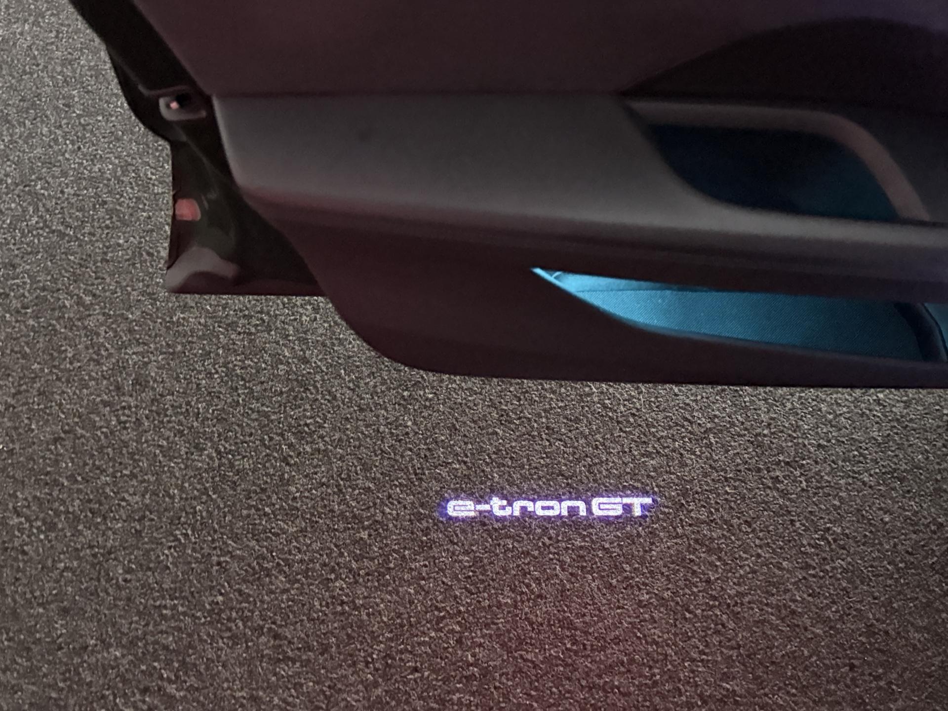 Foto van Audi E-tron GT