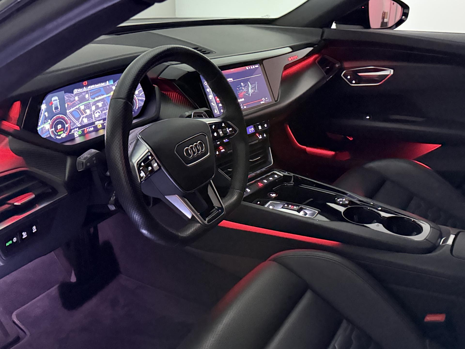 Foto van Audi E-tron GT