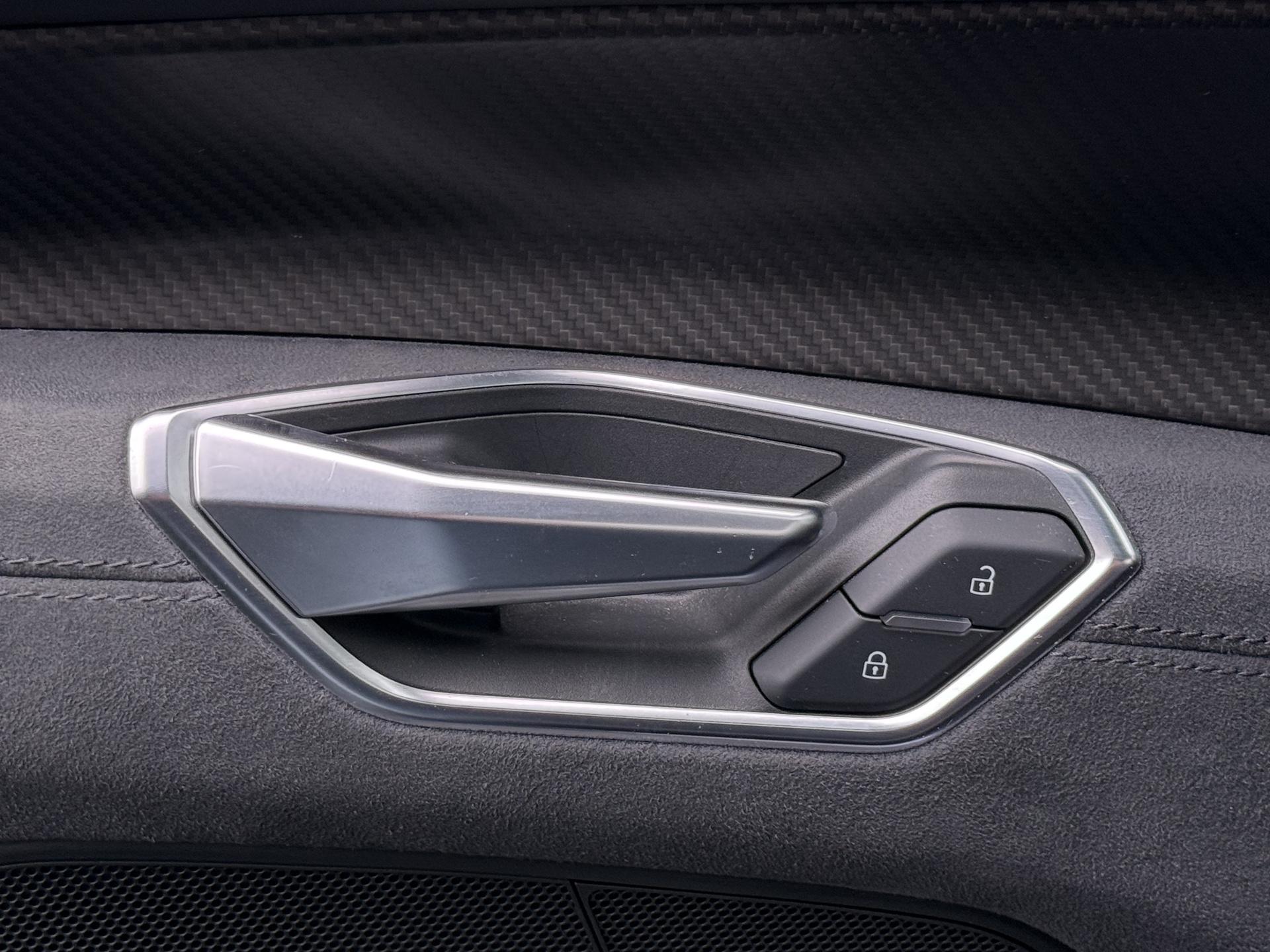 Foto van Audi E-tron GT