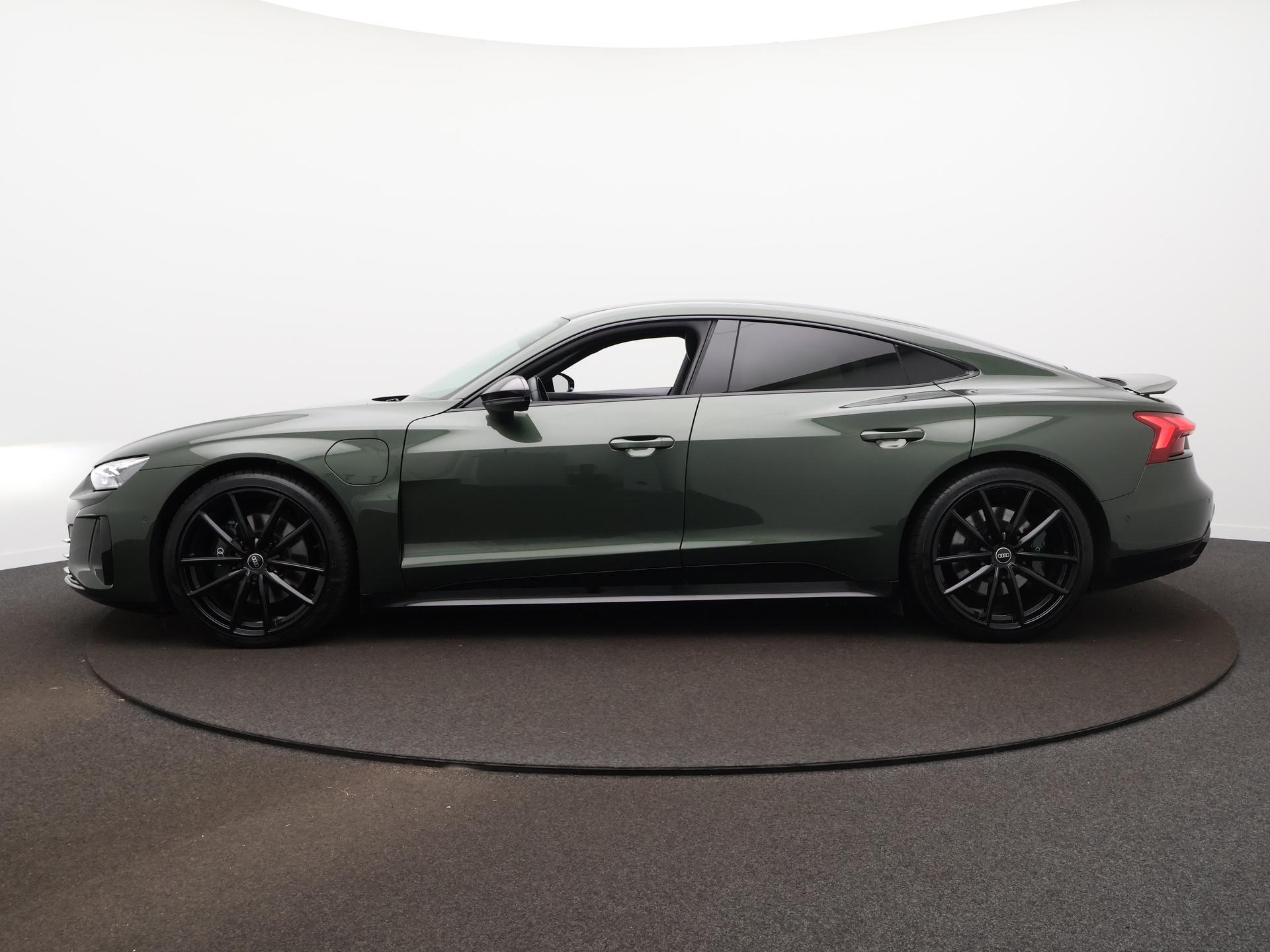 Foto van Audi E-tron GT