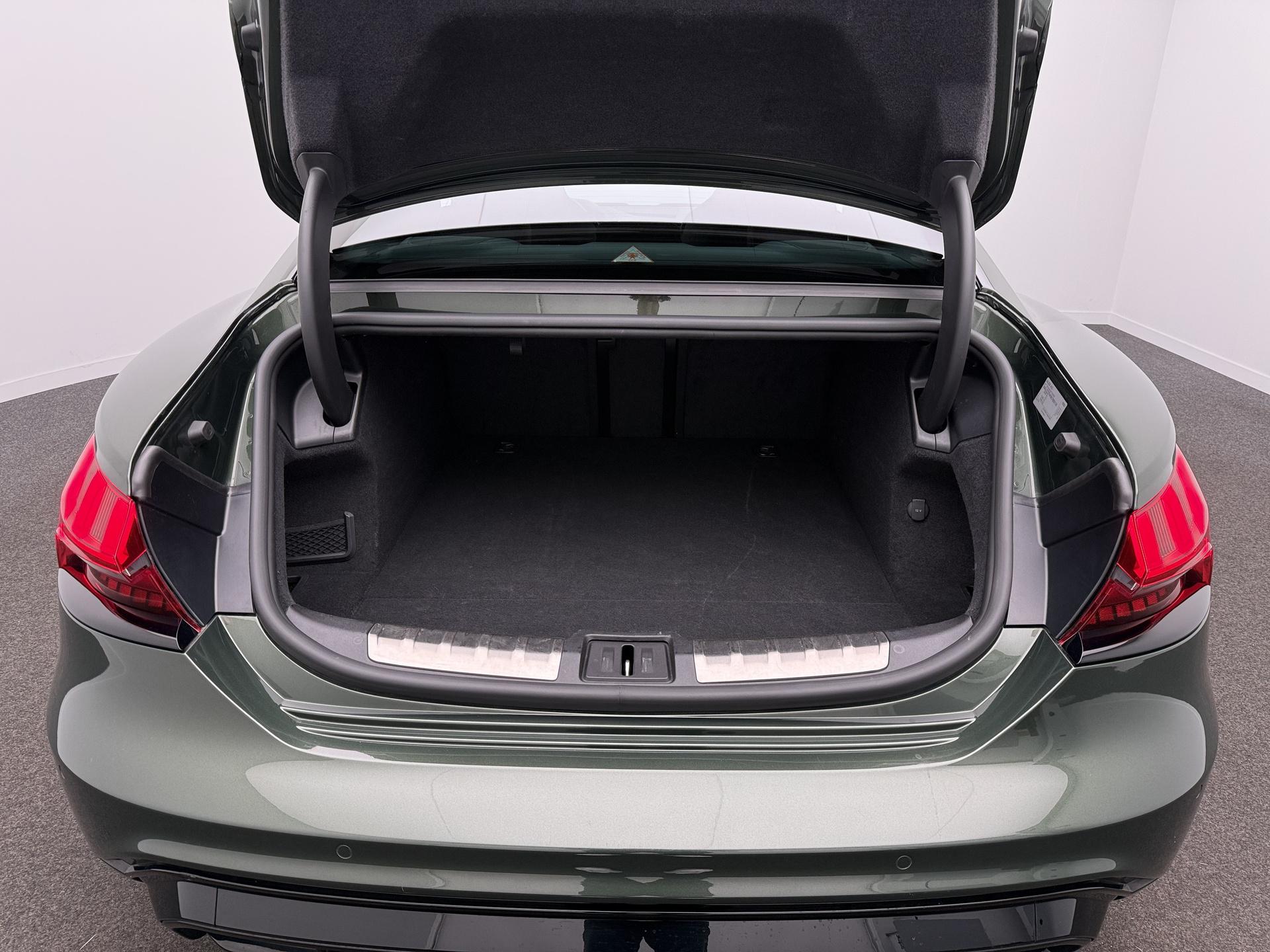 Foto van Audi E-tron GT