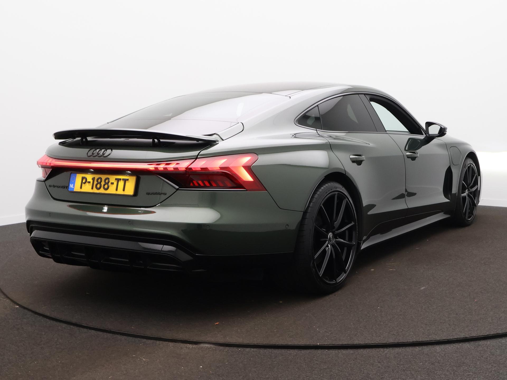 Foto van Audi E-tron GT