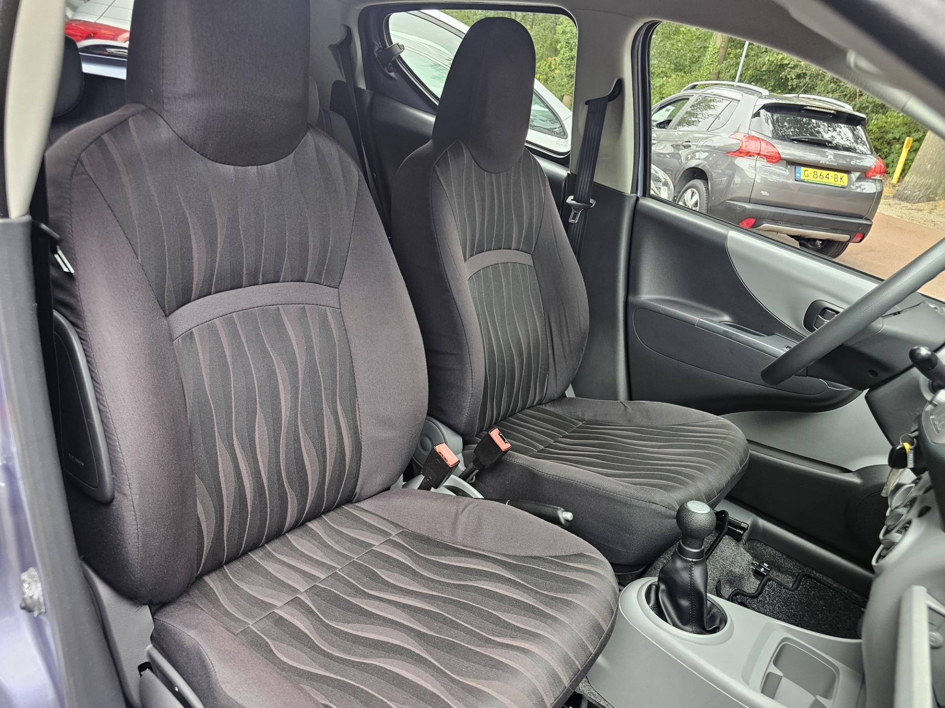 Foto van Nissan Nissan Pixo