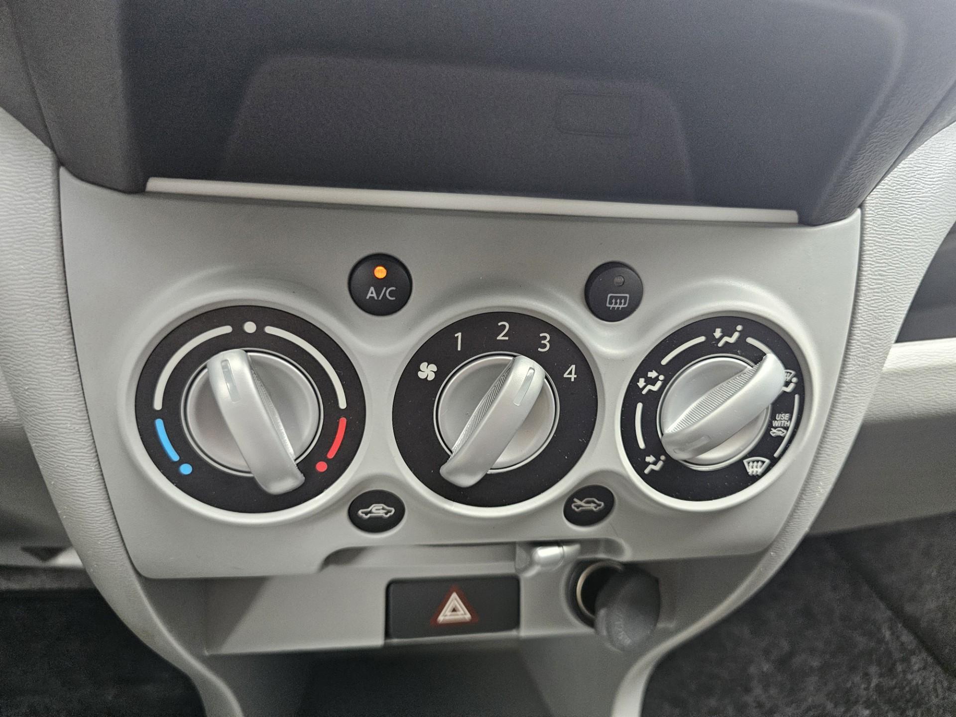 Foto van Nissan Nissan Pixo