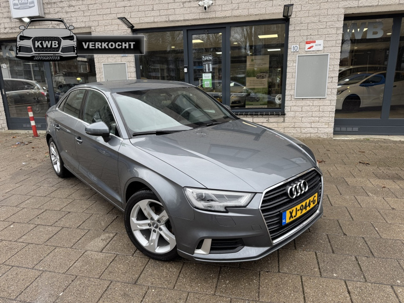 Audi A3 Limousine 1.0 TFSI Limousine Automaat Led NAP 2019 - voorkant