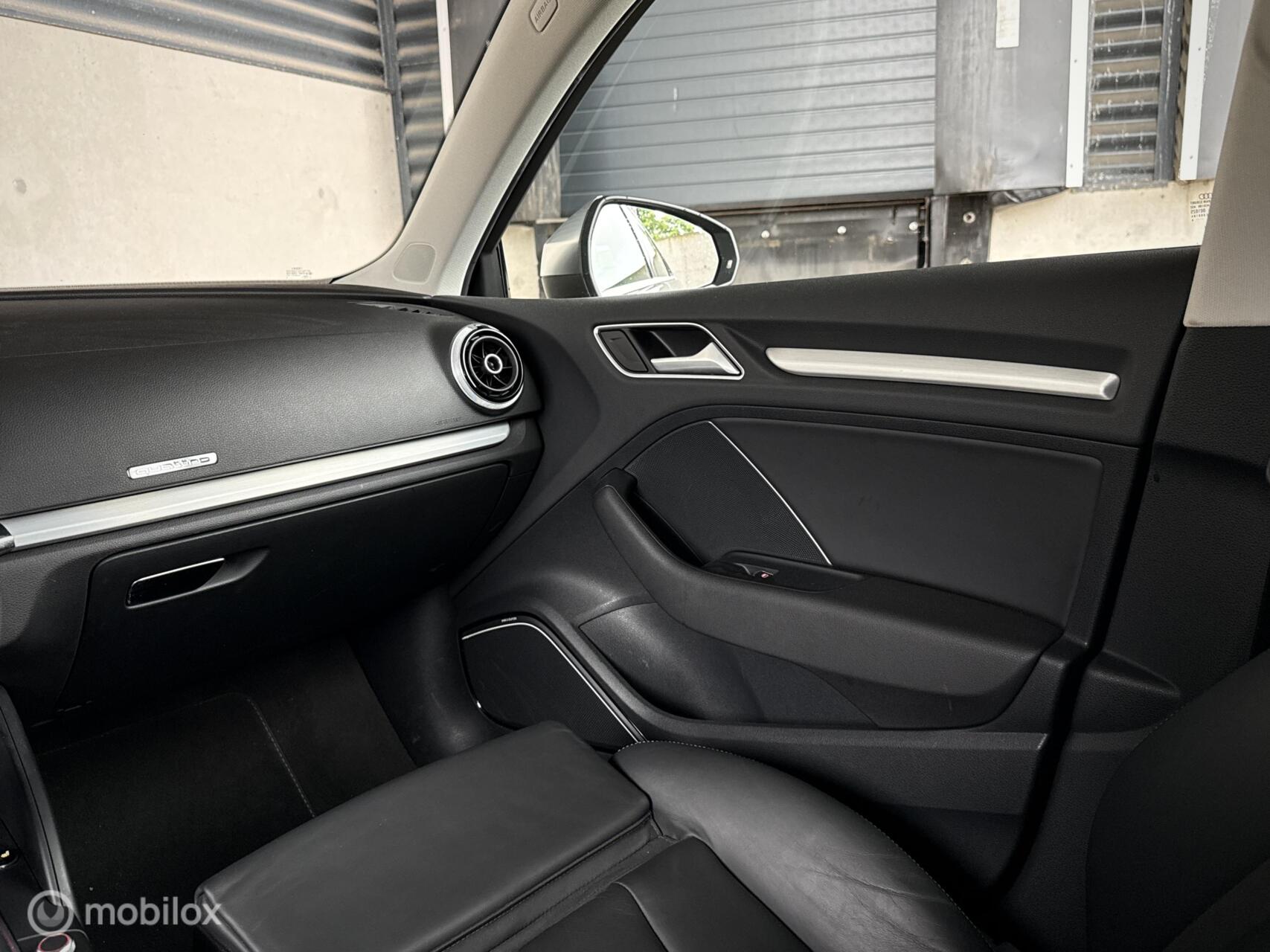 Foto van Audi S3 Sportback