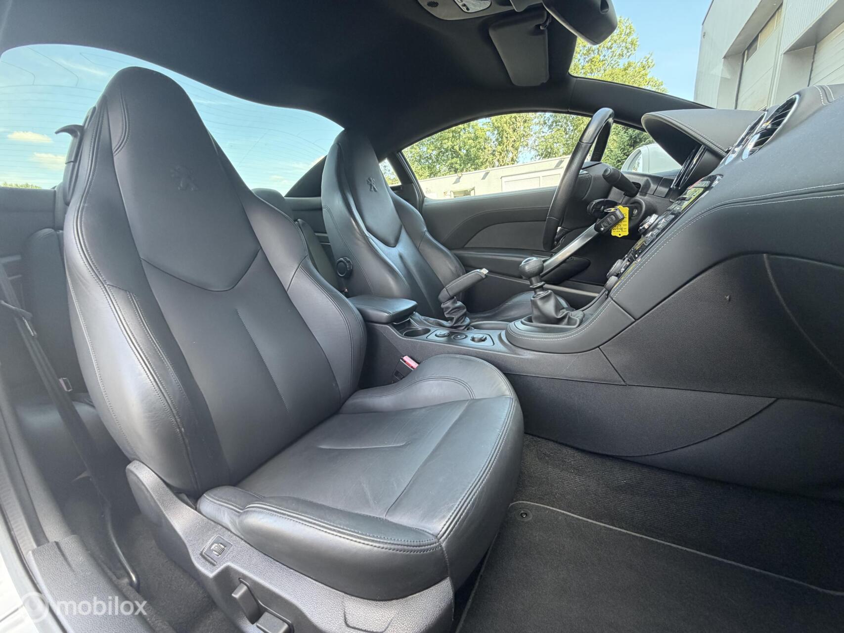 Foto van Peugeot RCZ