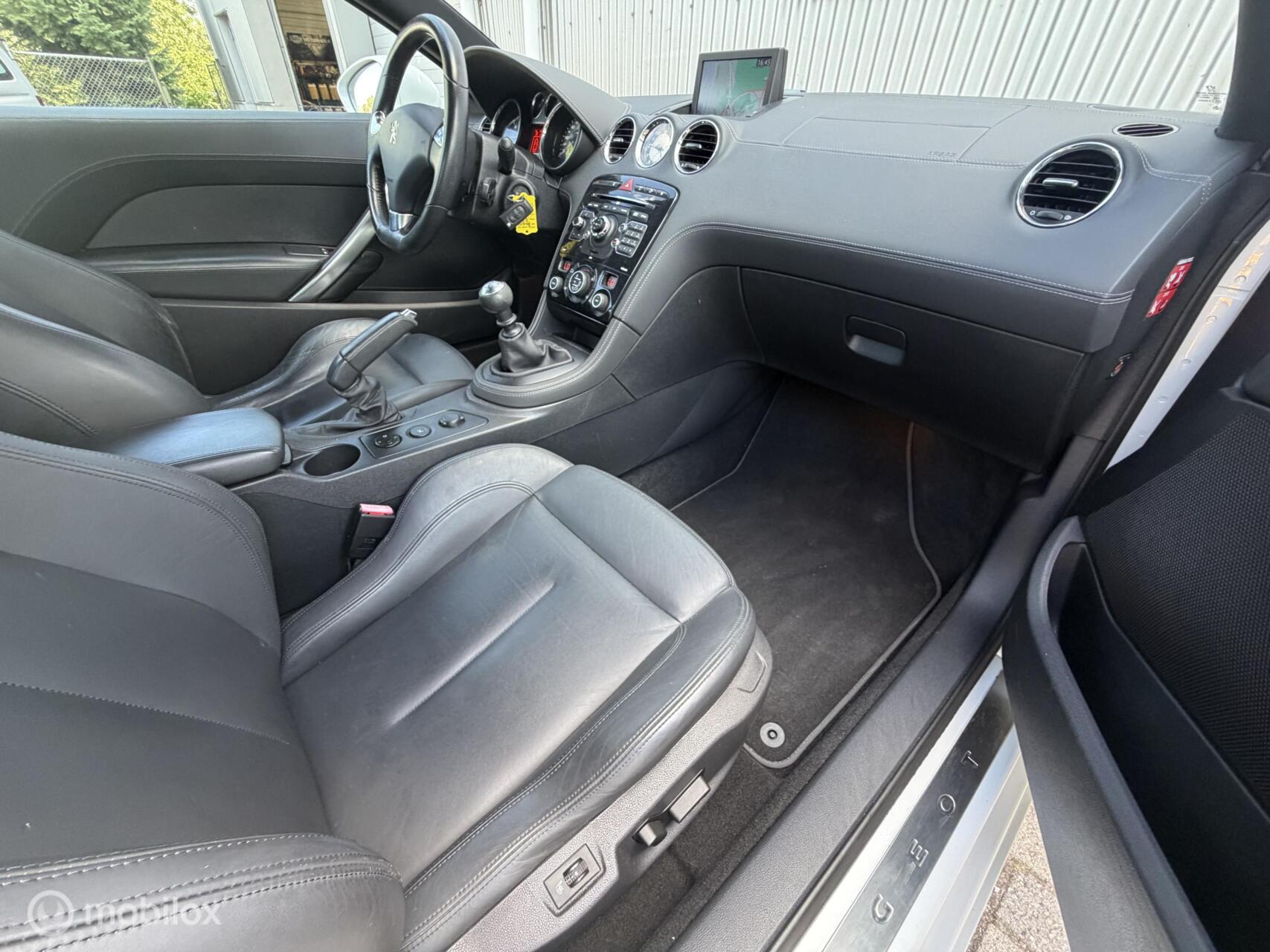 Foto van Peugeot RCZ