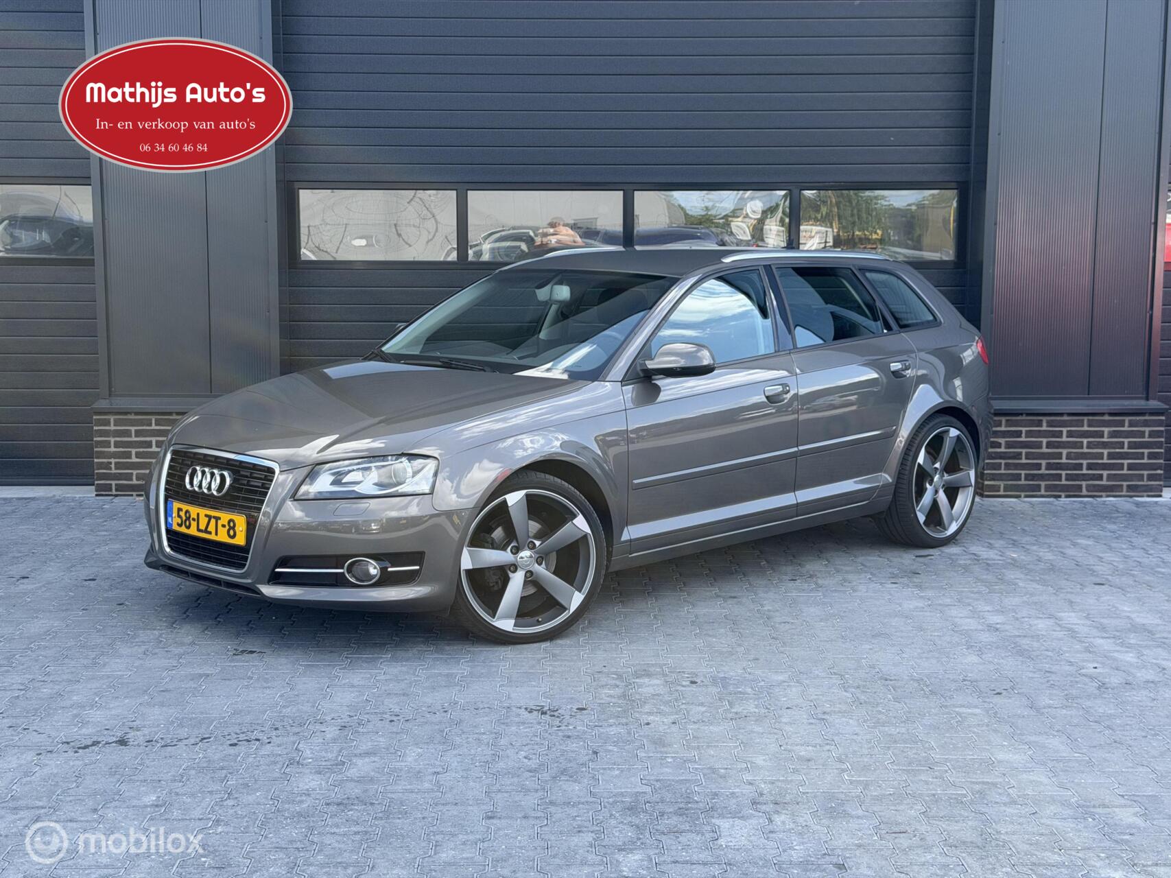 Audi Audi A3 1.4 TFSI Attraction Pro Line Business DSG Automaat! 2010 - voorkant