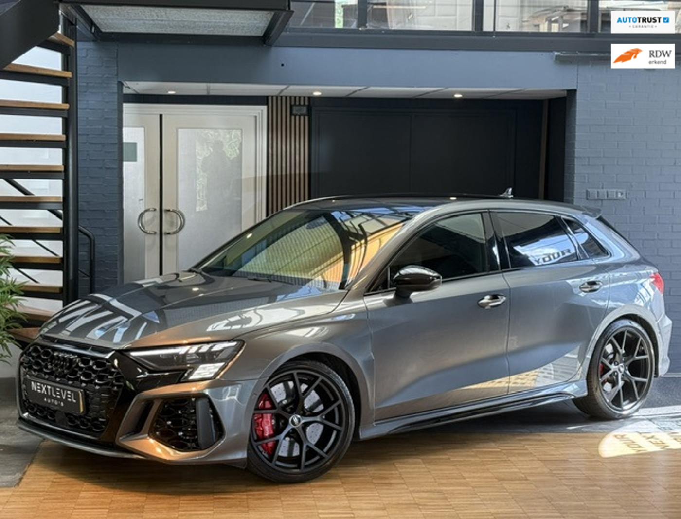 Audi RS 3 Sportback 2.5 TFSI RS3 quattro RS Dynamic ABT Ceramic RS Design RED HUD PANO Matrix LED 2023 - voorkant