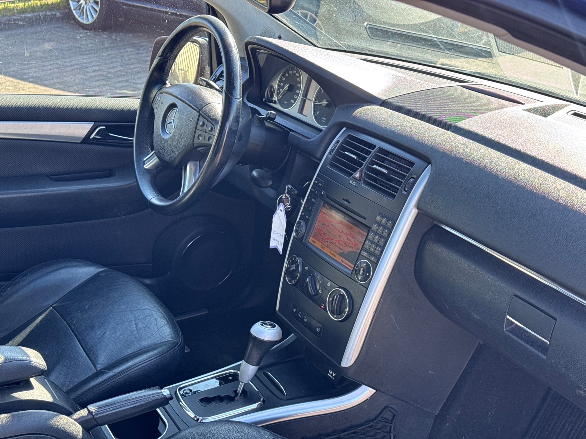 Foto van Mercedes-Benz B 200