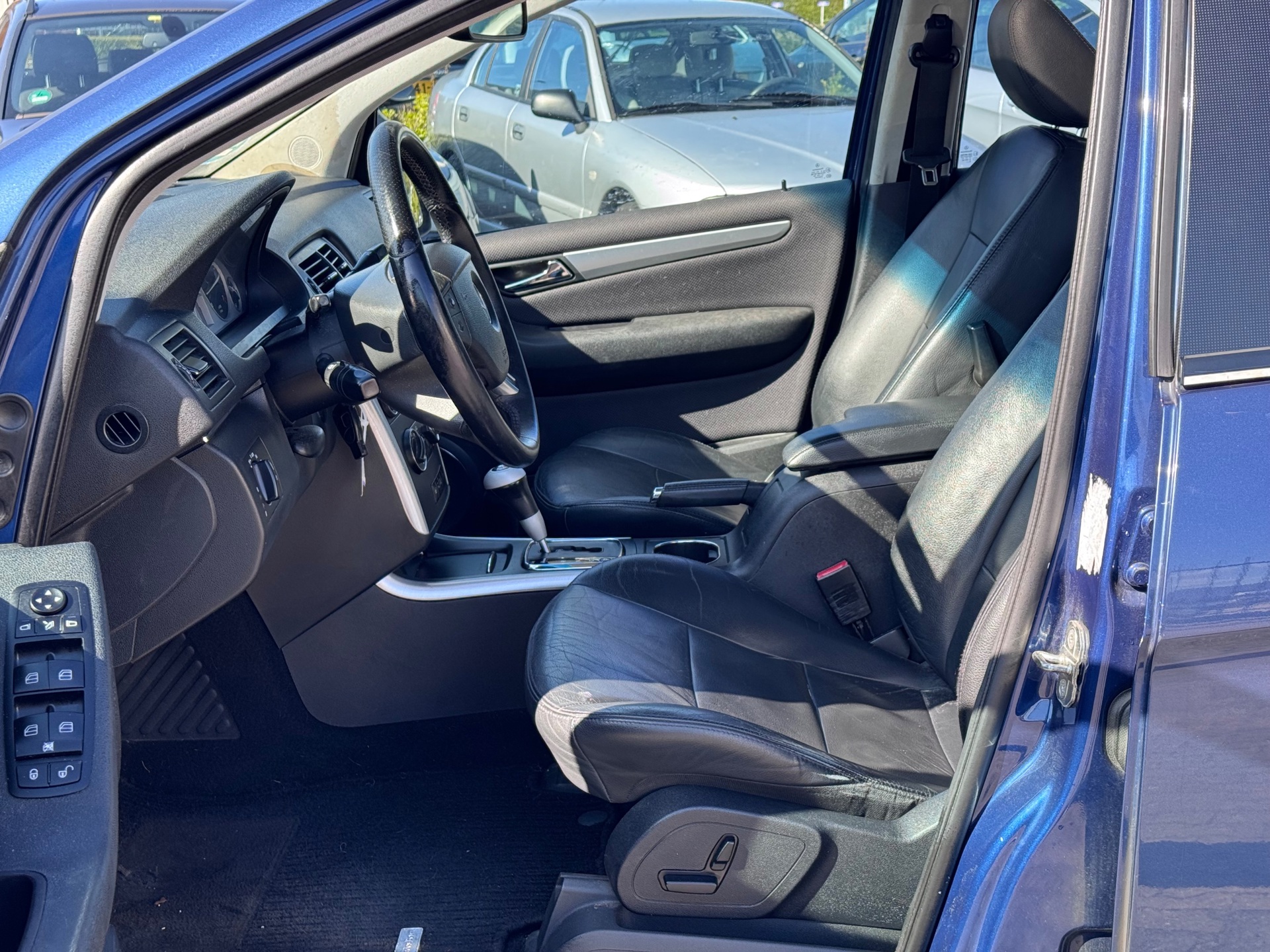 Foto van Mercedes-Benz B 200