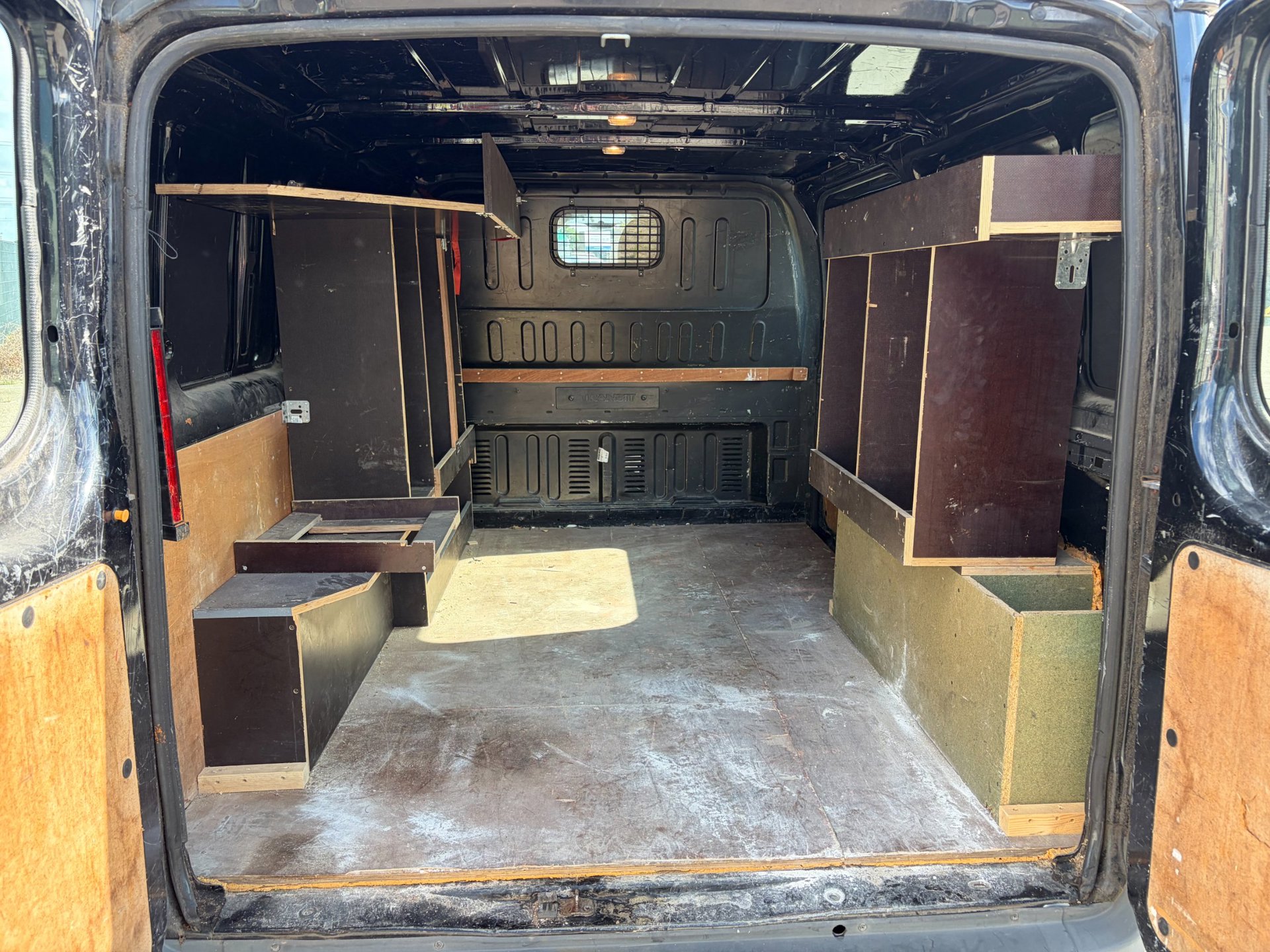Foto van Ford Transit 260s Van 85dpf LR 4.23