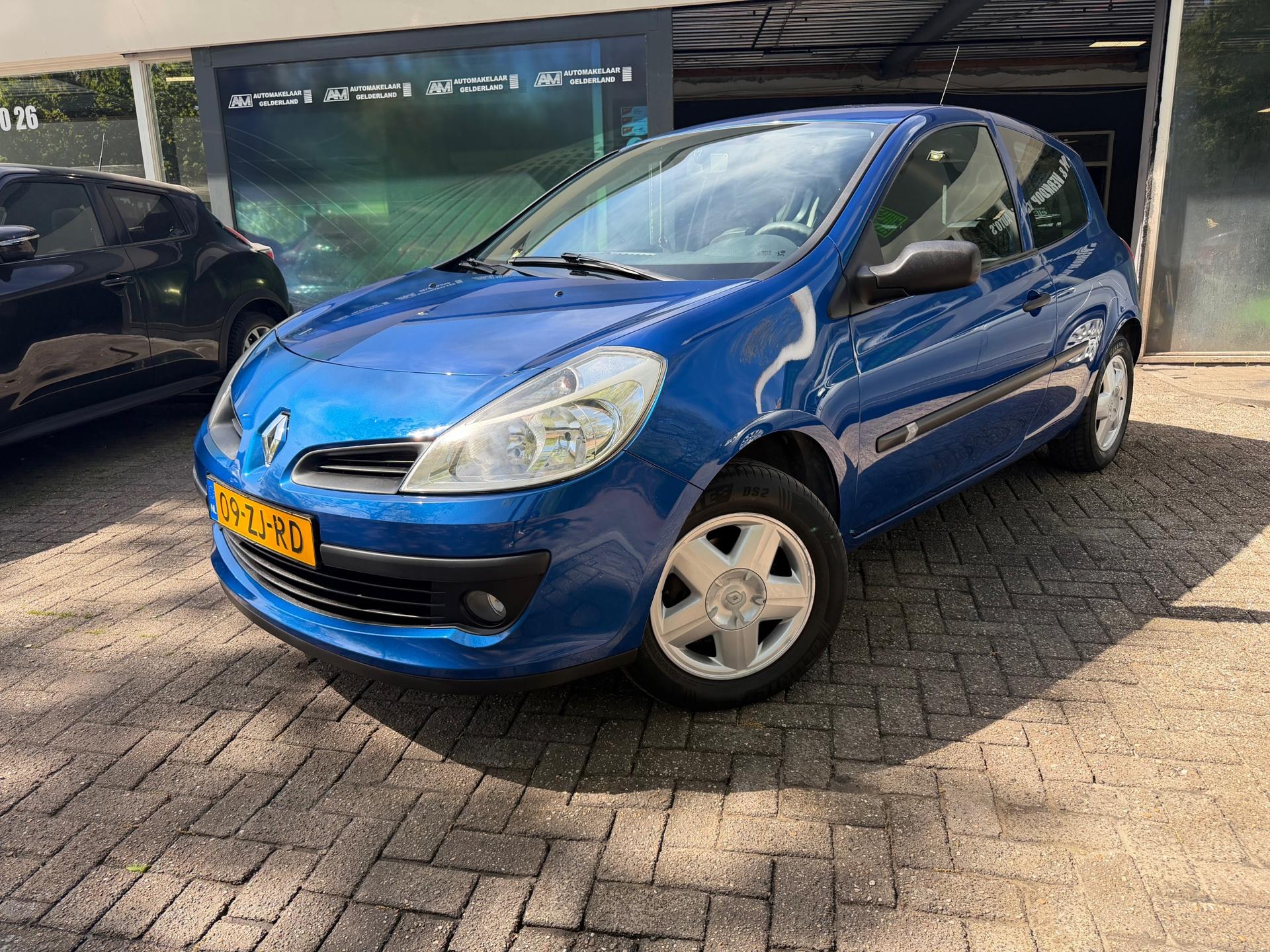 Renault Clio 1.2-16V Special Line | NIEUWE APK | AIRCO | ELEC 2008 - voorkant