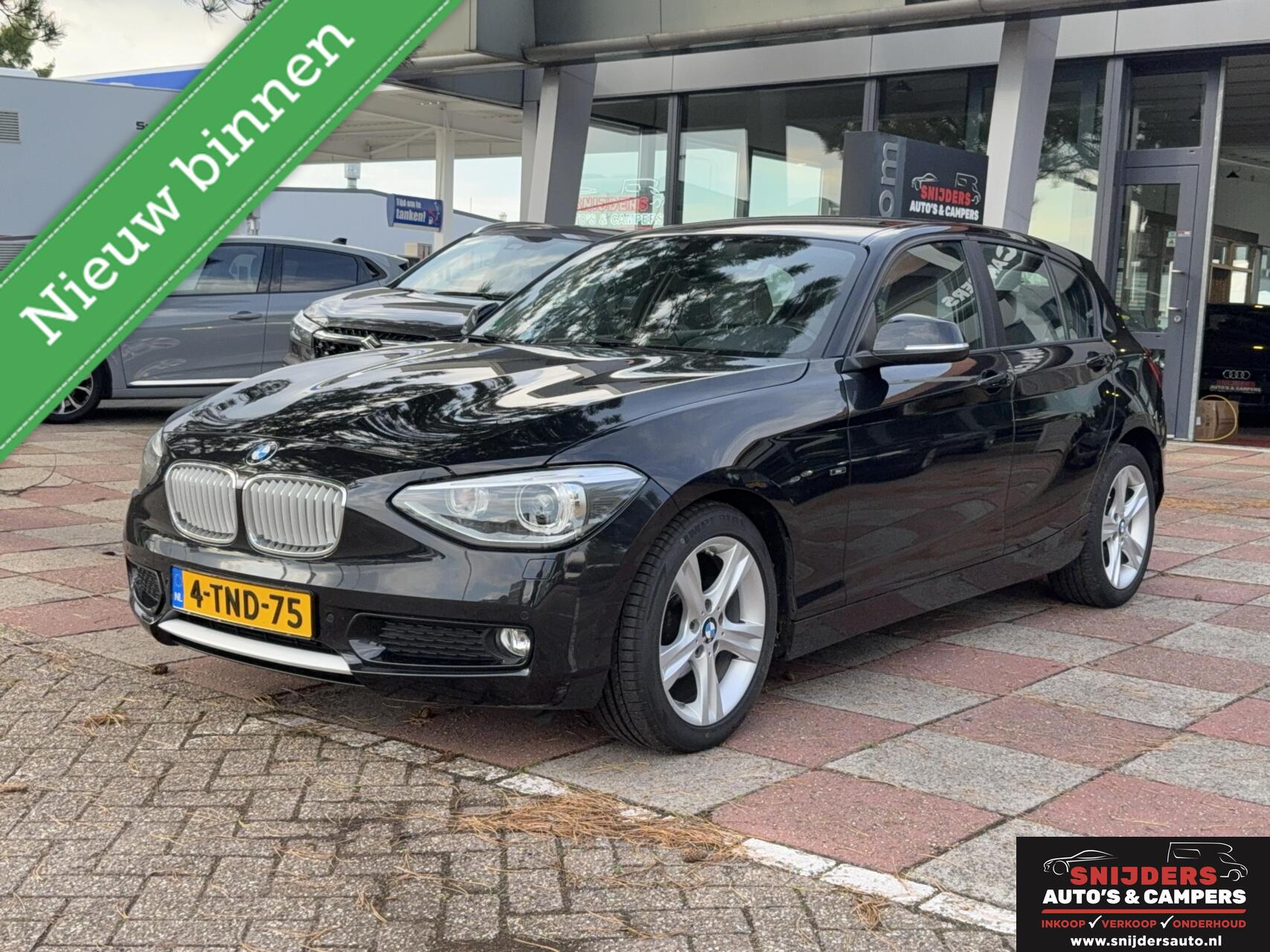 BMW 116i 116i Executive automaat 2014 - voorkant