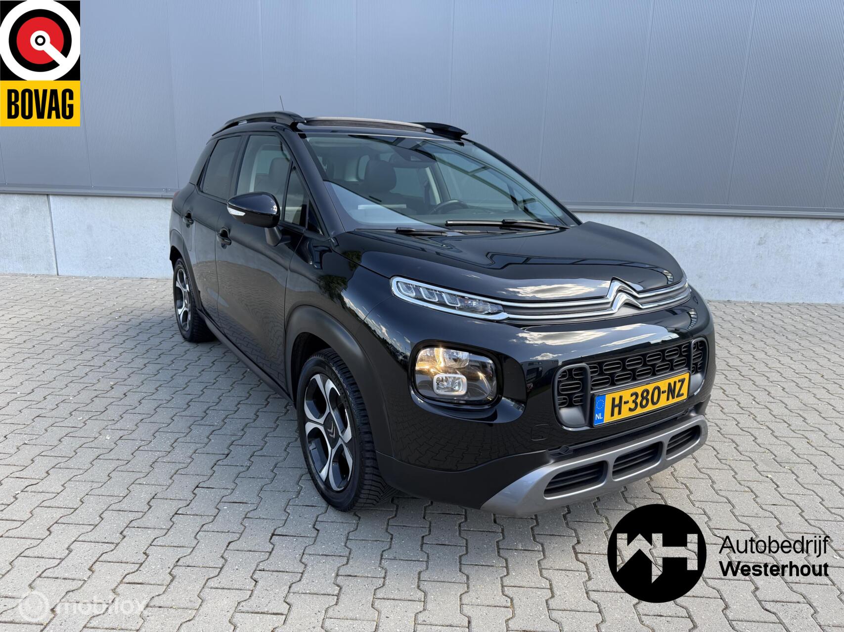 Citroen C3 Aircross 1.2 PureTech S&S Shine 2019 - voorkant