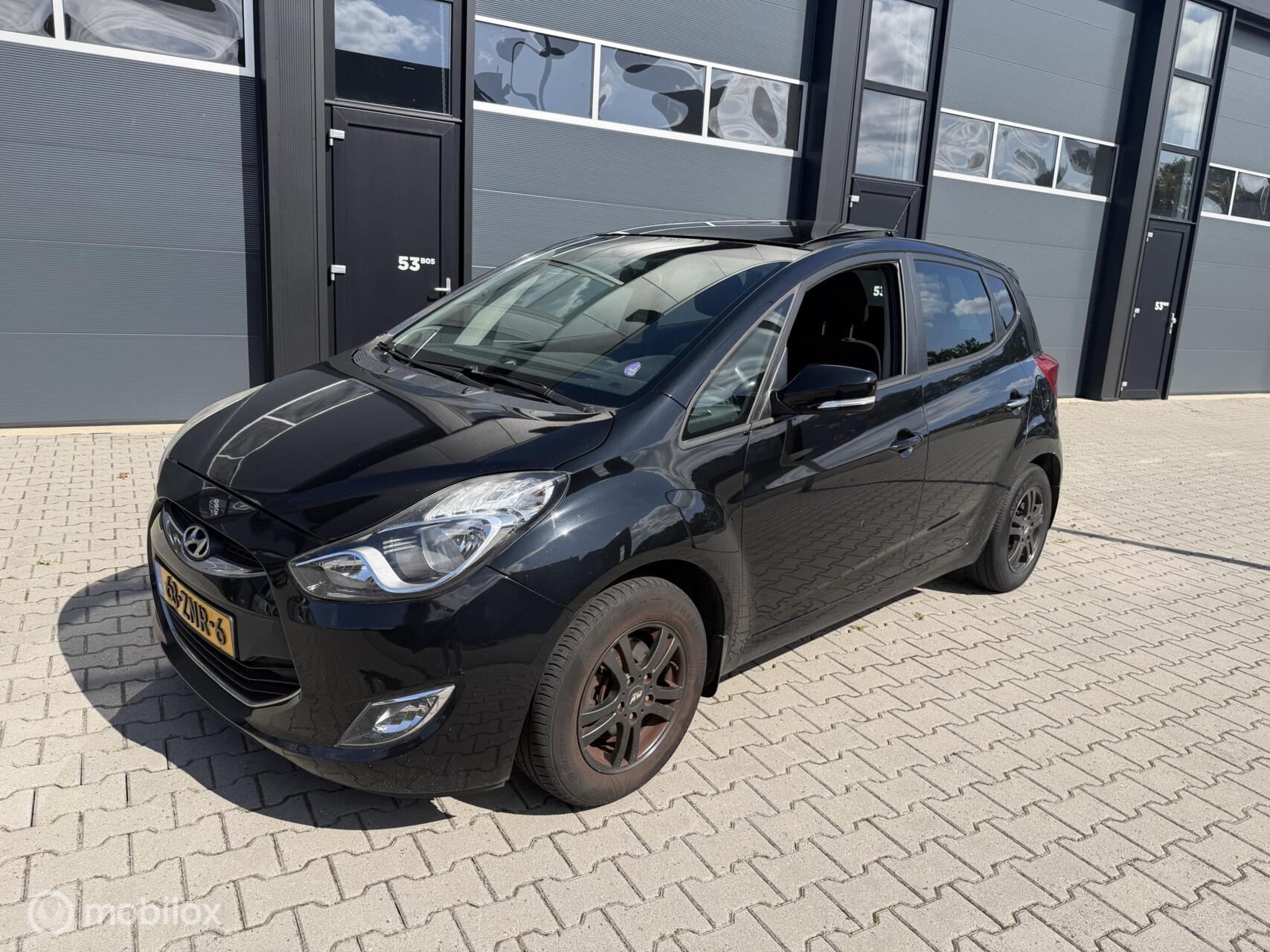 Hyundai Ix20 1.4i i-Vision 2013 - voorkant