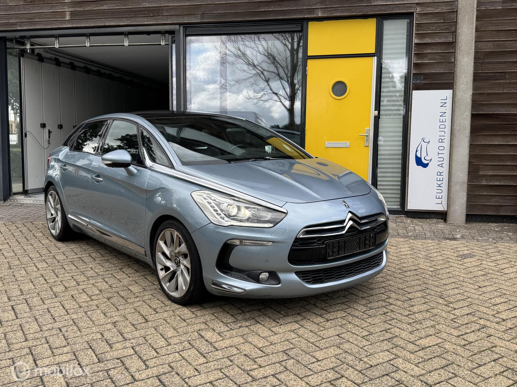 Citroen Ds5 1.6 SPORT CHIC|1e EIG.|HU-DISPLAY|NAP|VOL OPTIE 2012 - voorkant