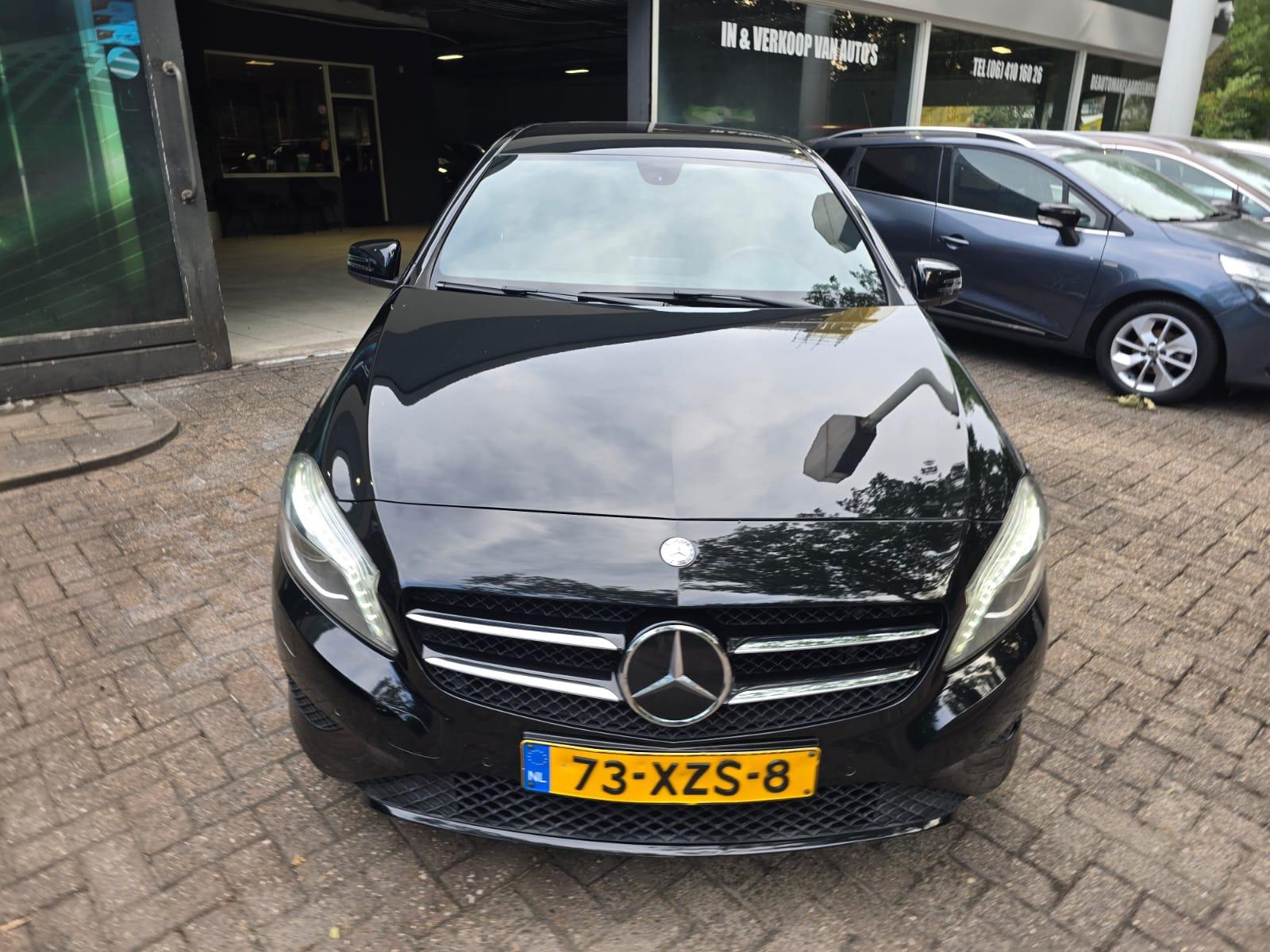 Foto van Mercedes-Benz A 180
