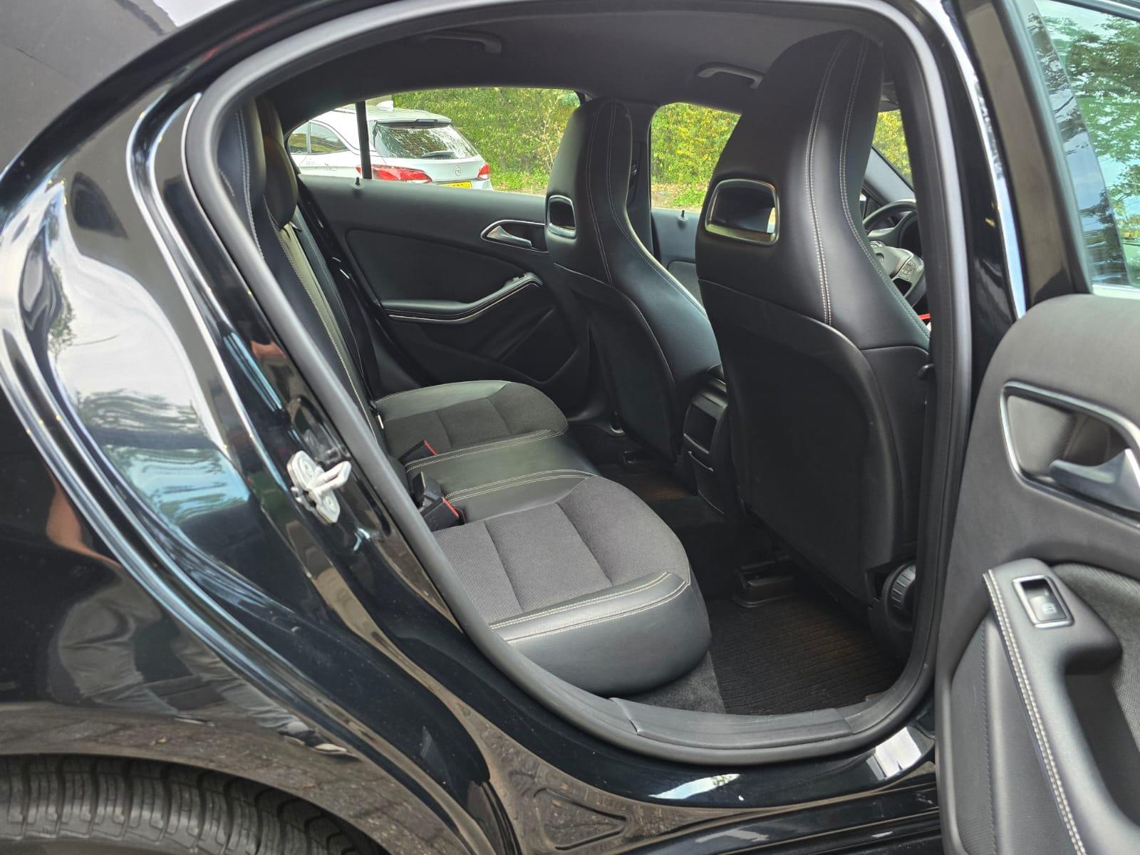 Foto van Mercedes-Benz A 180