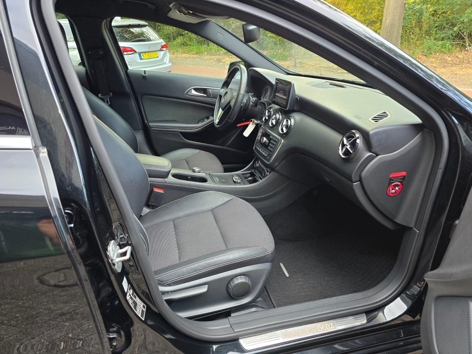 Foto van Mercedes-Benz A 180