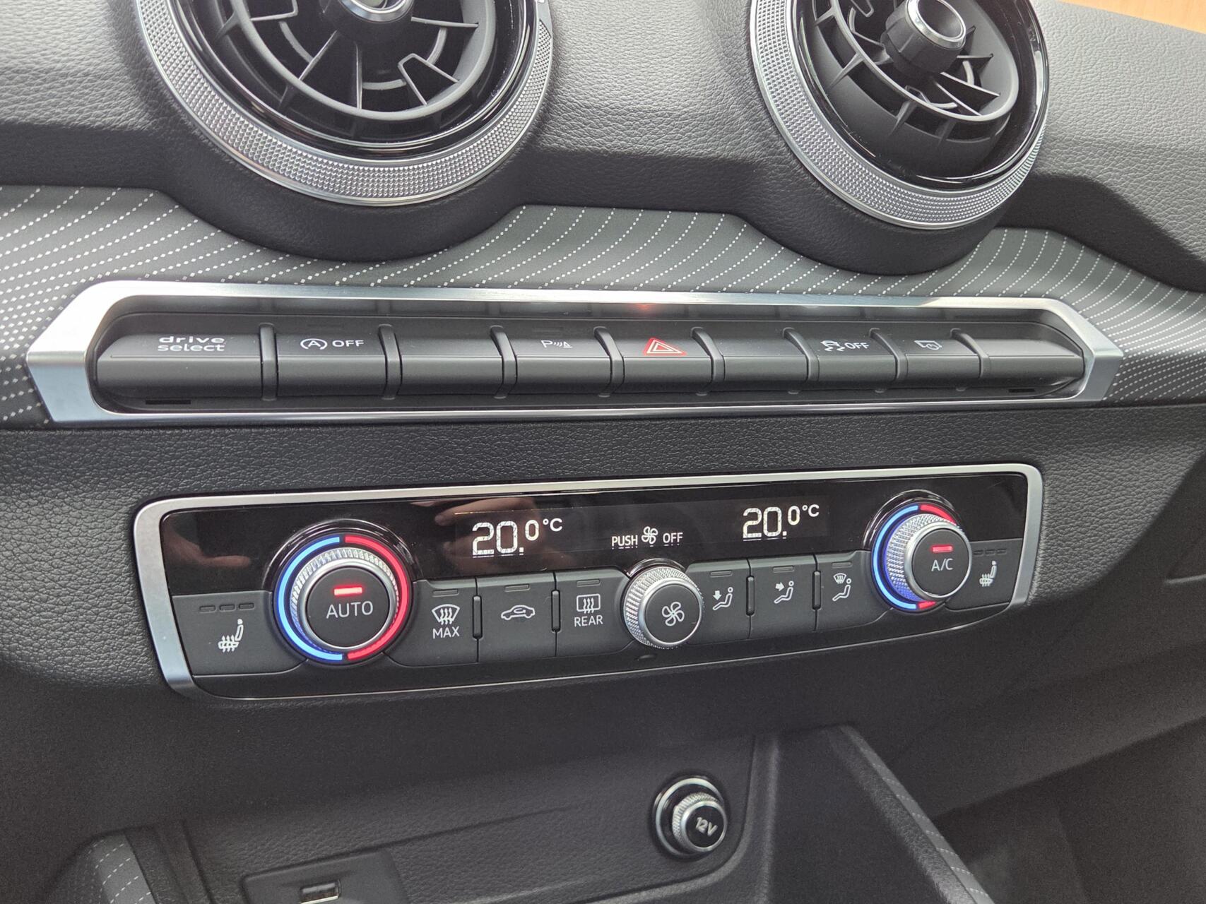 Foto van Audi Sq2