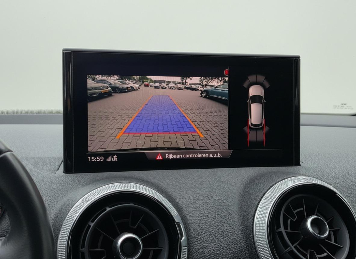 Foto van Audi Sq2