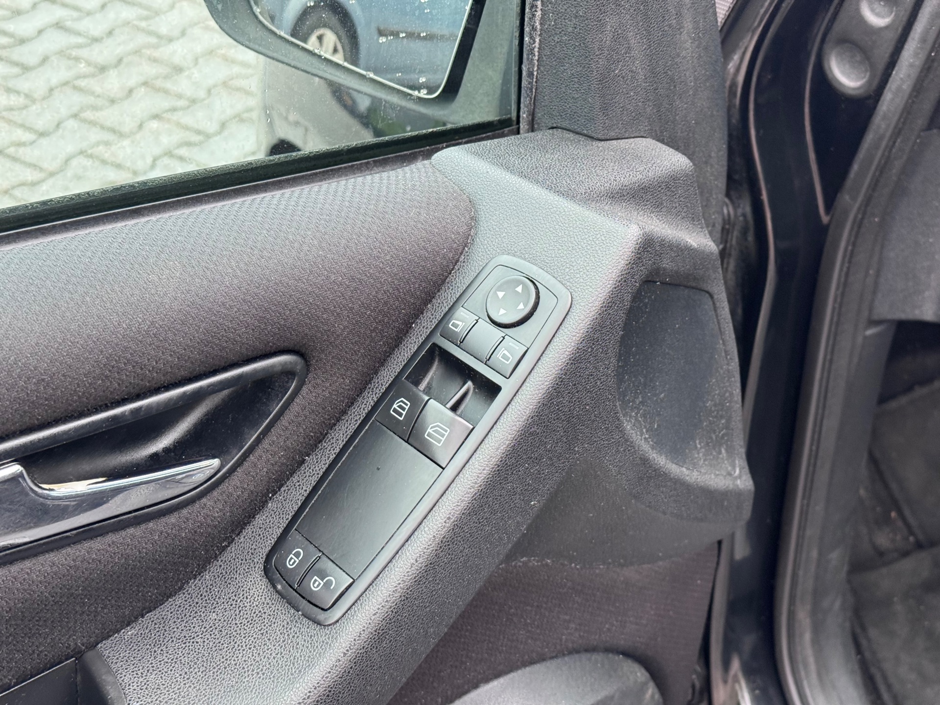 Foto van Mercedes-Benz B 150