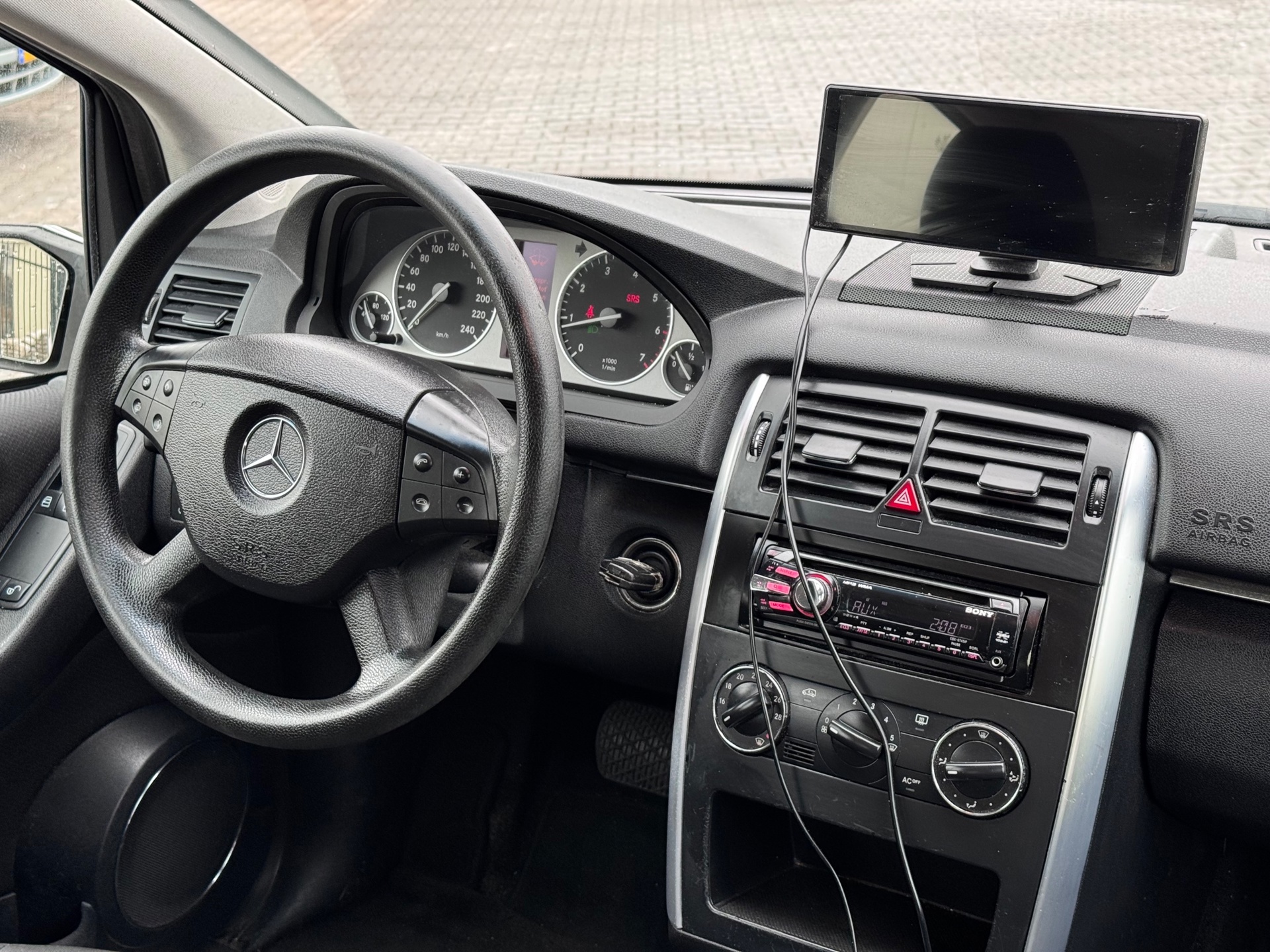 Foto van Mercedes-Benz B 150