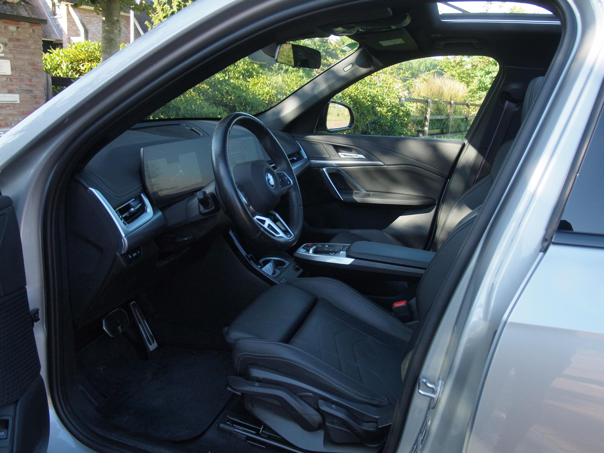 Foto van BMW Ix1 Xdrive30