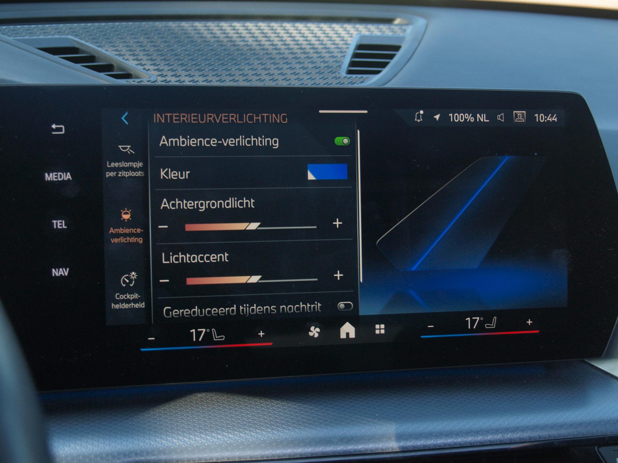 Foto van BMW Ix1 Xdrive30