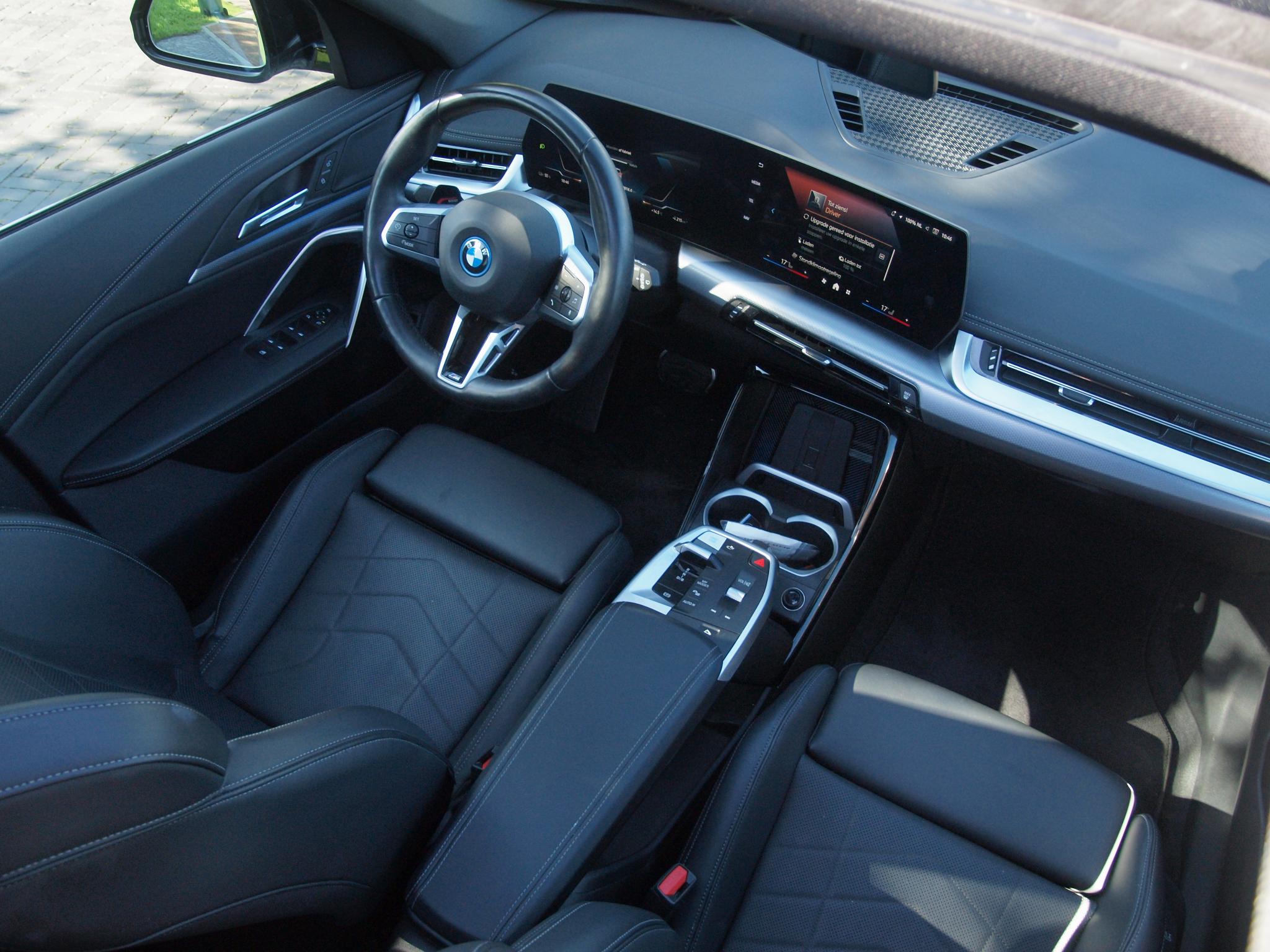 Foto van BMW Ix1 Xdrive30