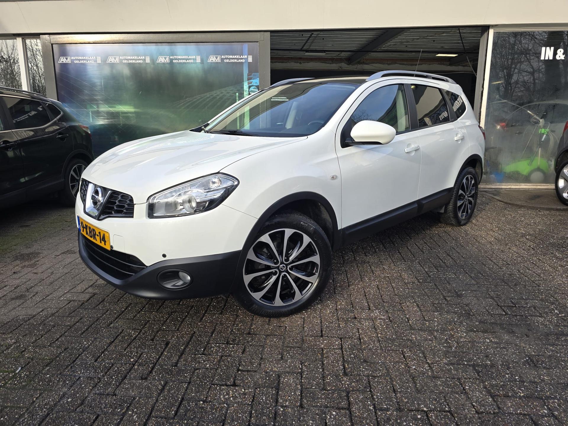 Nissan Qashqai +2 1.6 Connect Edition 2013 - voorkant