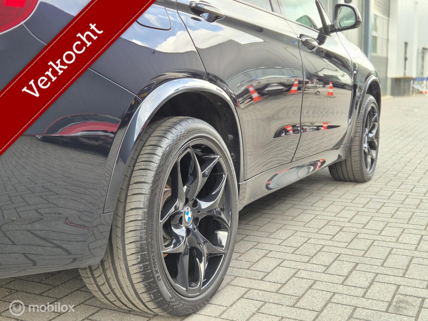 Foto van BMW X5 Xdrive50i