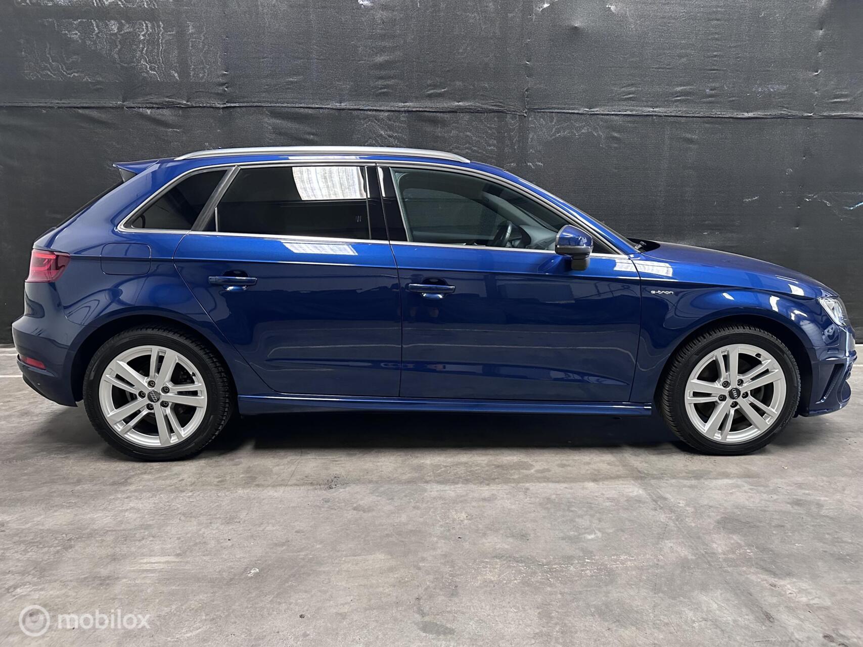 Foto van Audi A3 Sportback E-tron