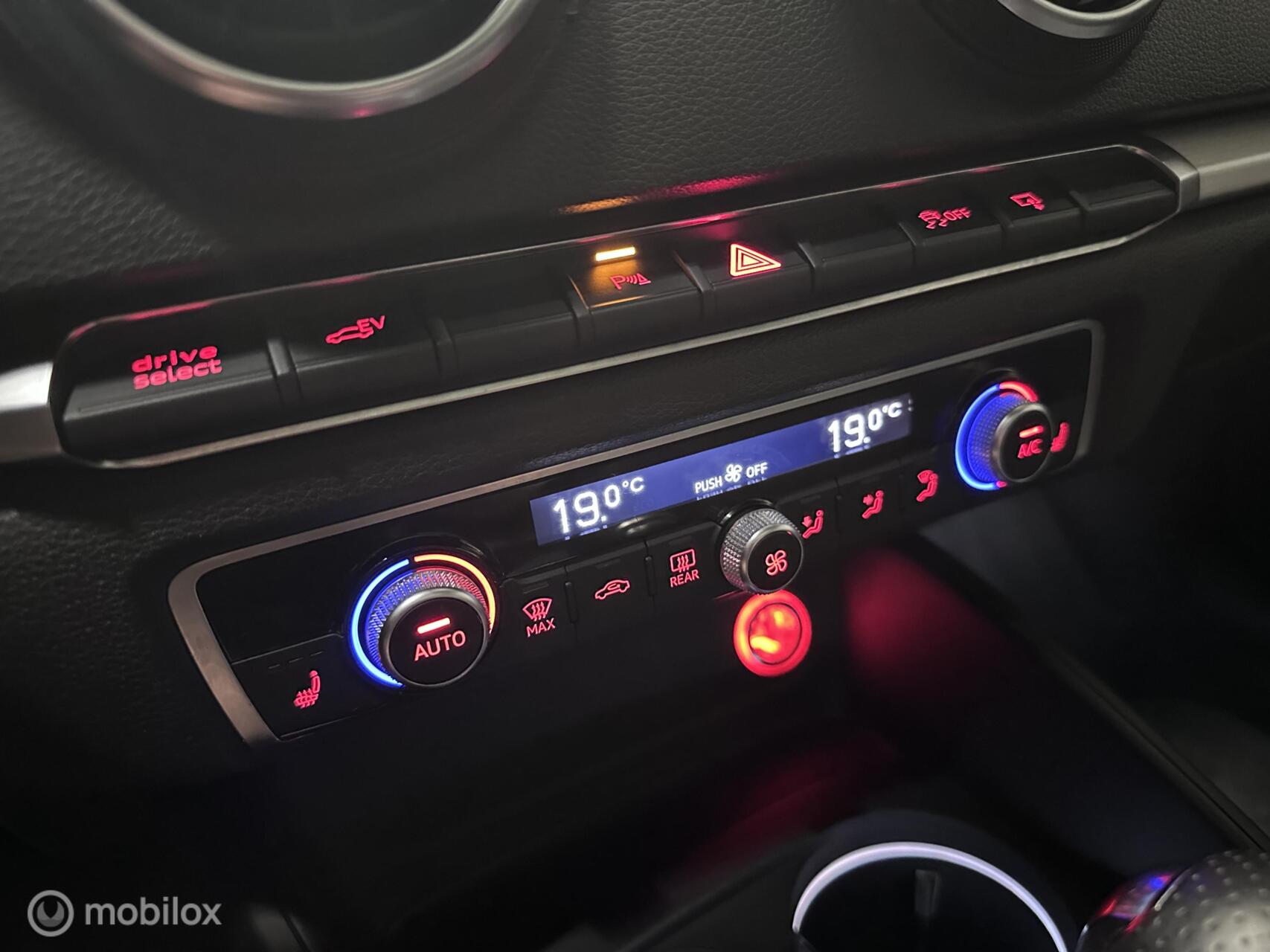 Foto van Audi A3 Sportback E-tron