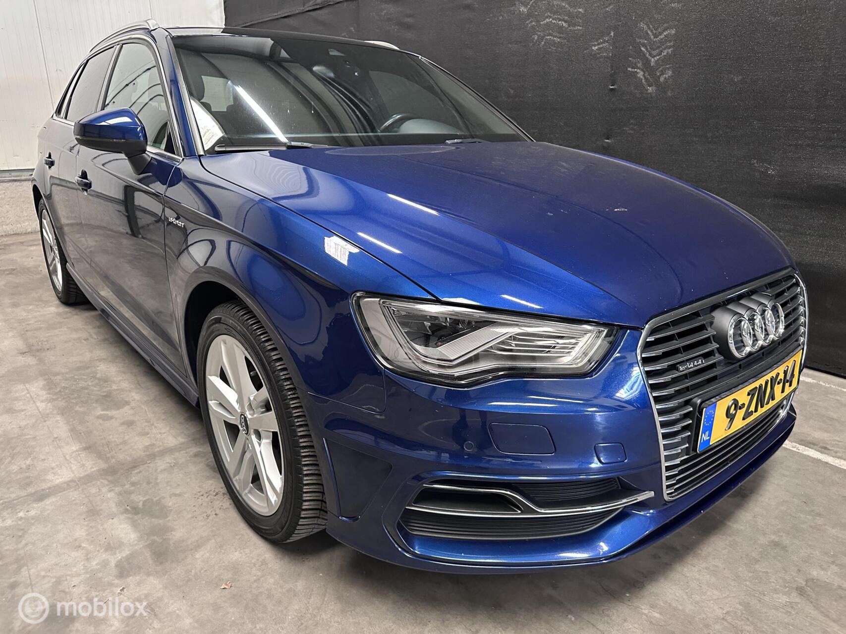 Foto van Audi A3 Sportback E-tron