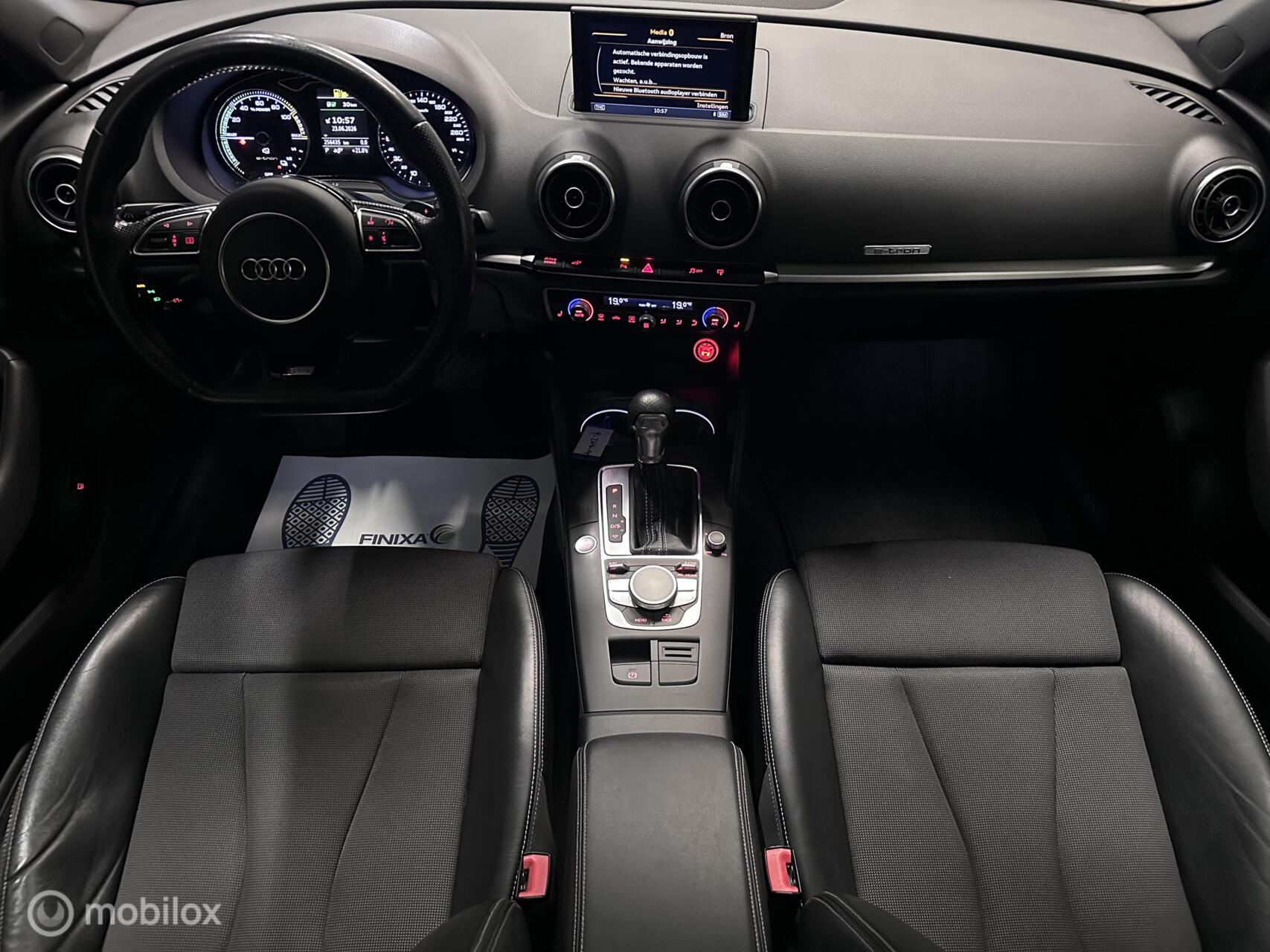Foto van Audi A3 Sportback E-tron