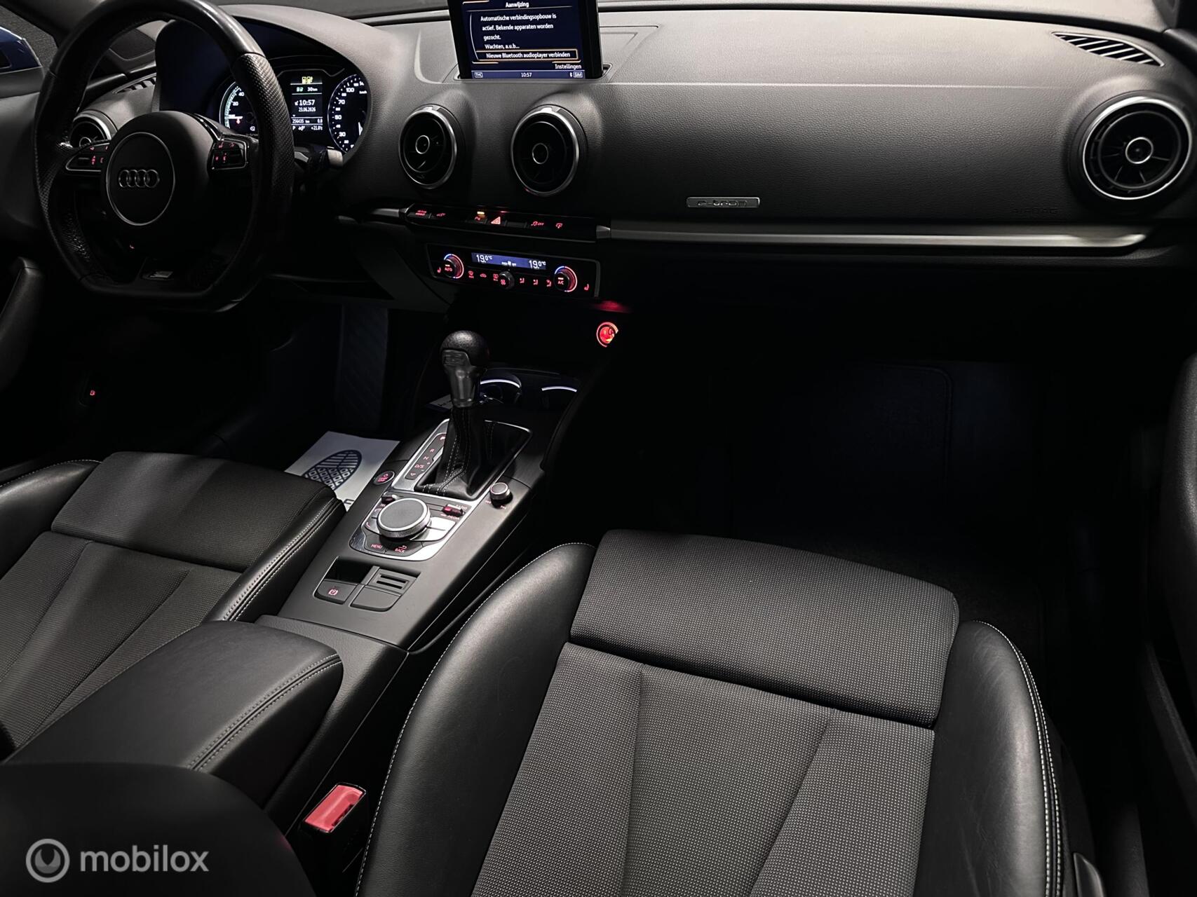 Foto van Audi A3 Sportback E-tron